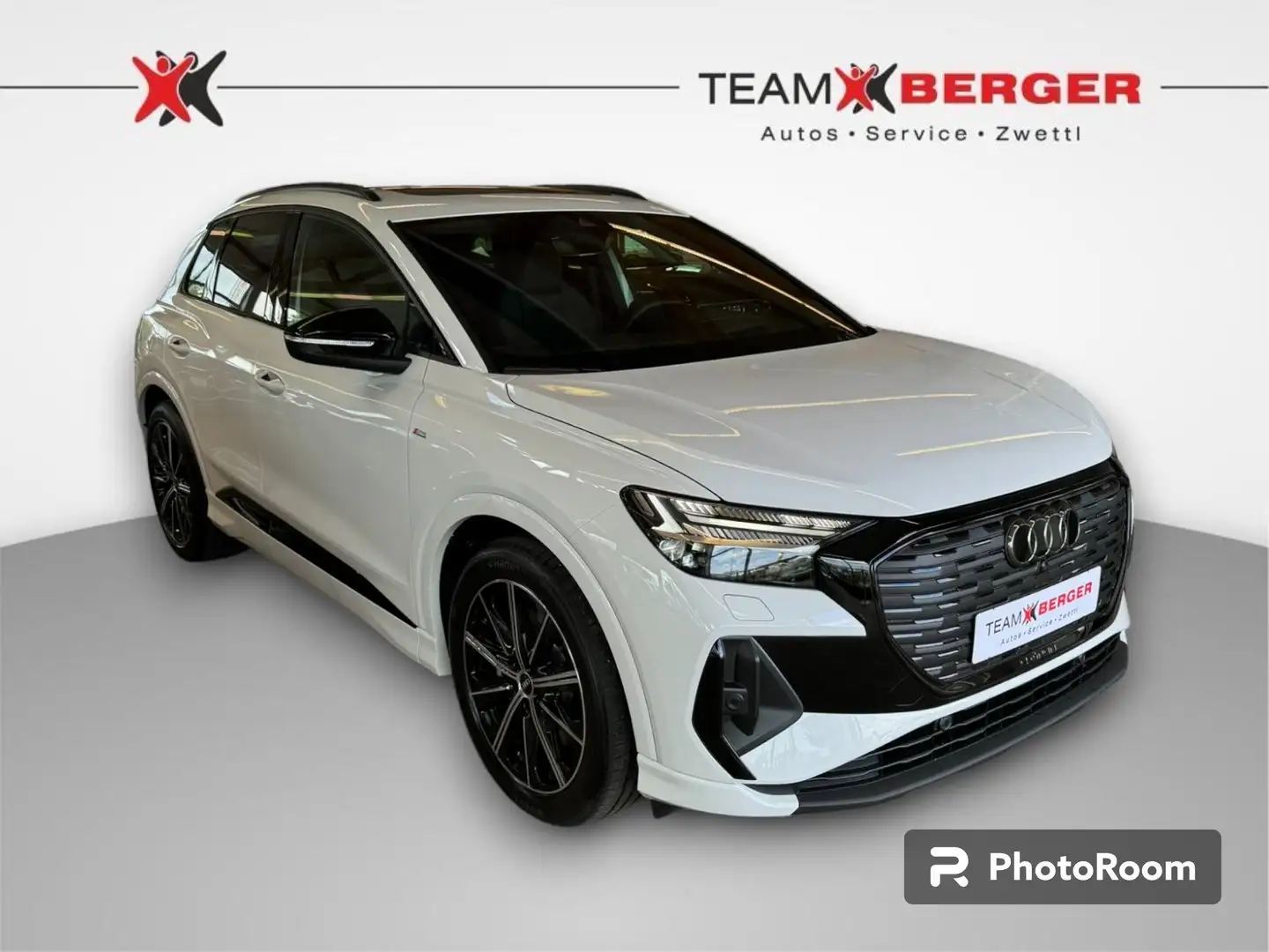 Audi Q4 e-tron Audi Q4 55 e-tron quattro business Weiß - 2