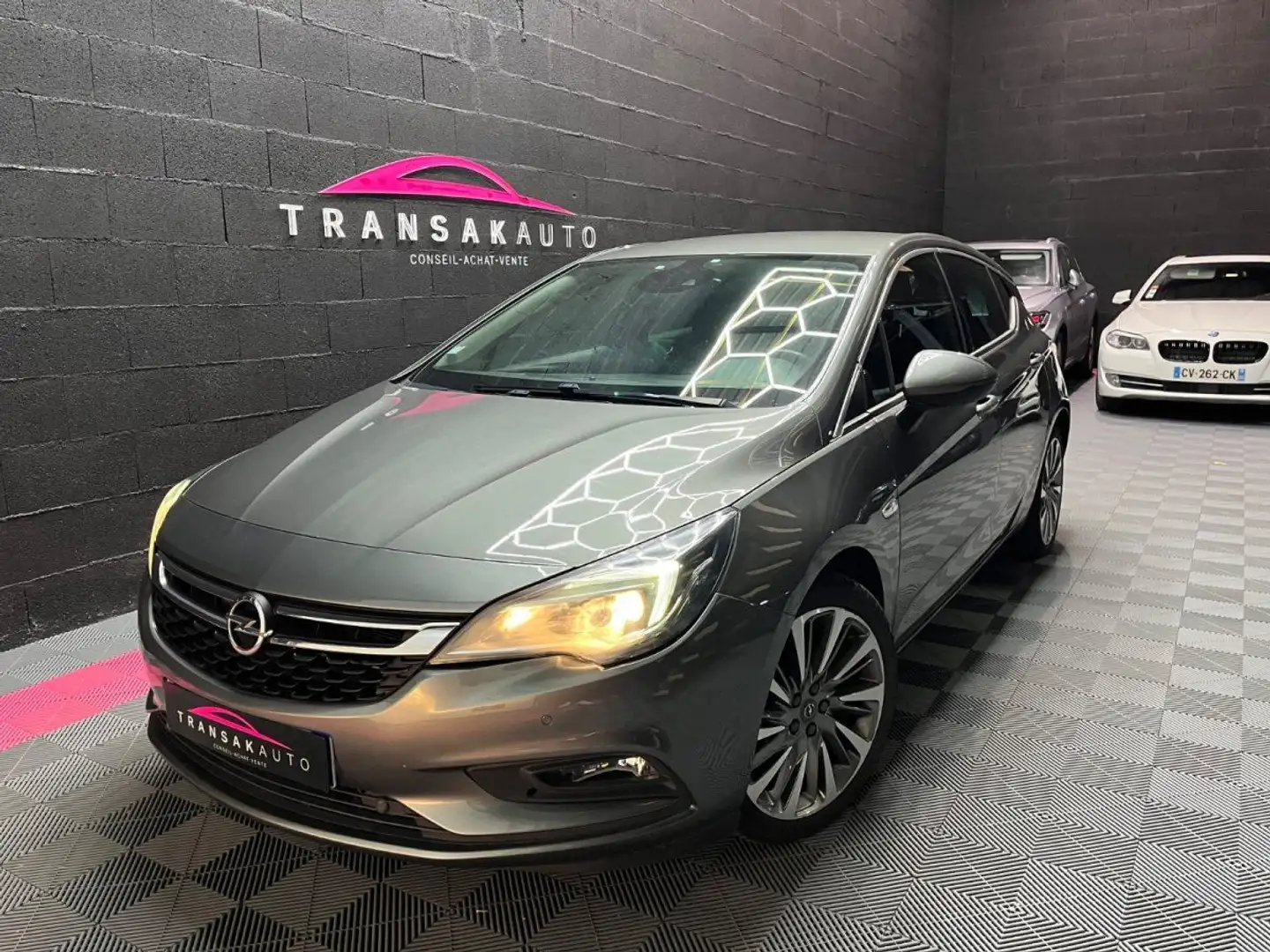 Opel Astra 1.4 Turbo 150 ch Start/Stop BVA6 Elite Gris - 1