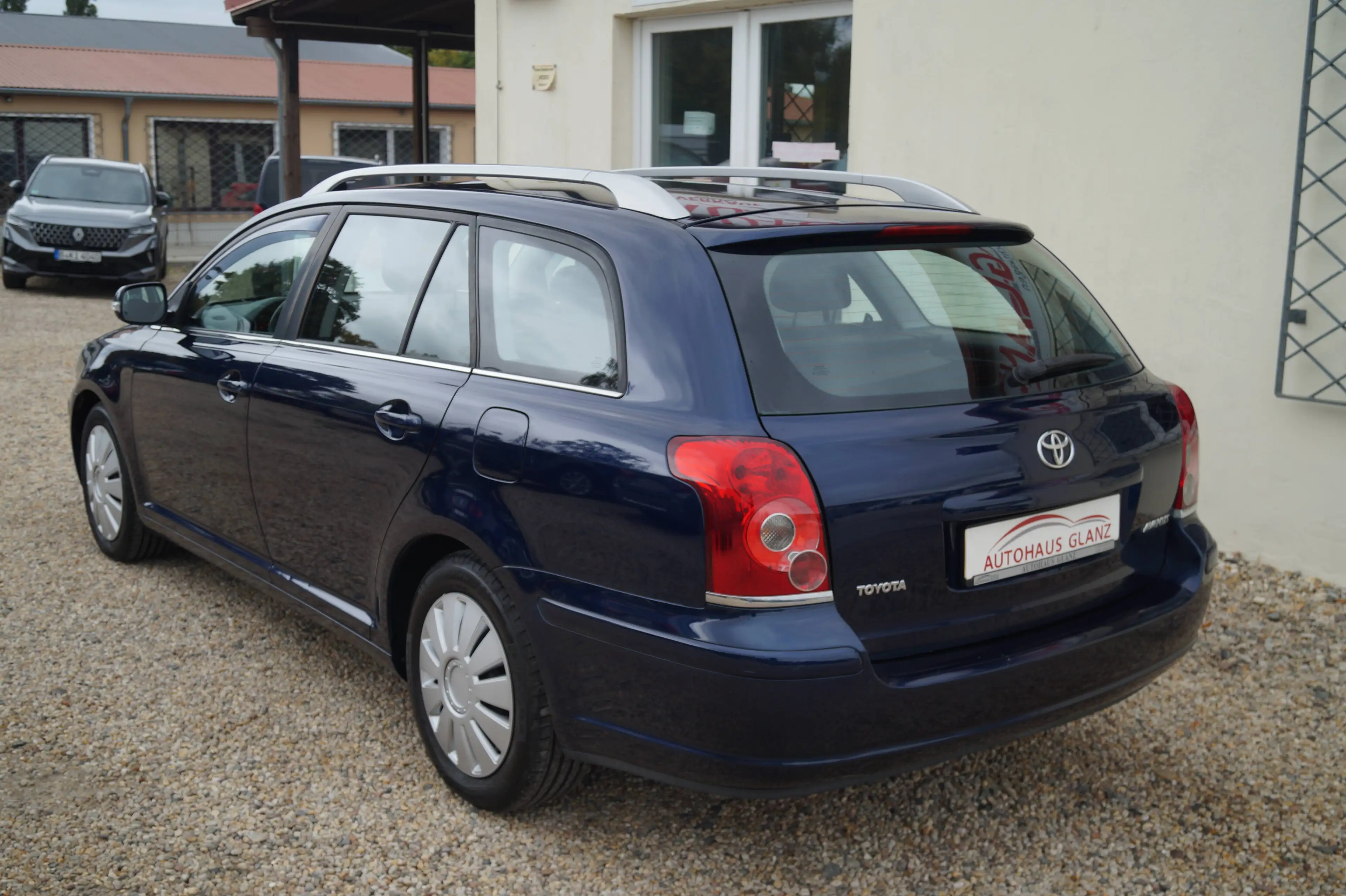 Toyota Avensis 2.0 Sol Standheizung*Tempomat* — photo 3