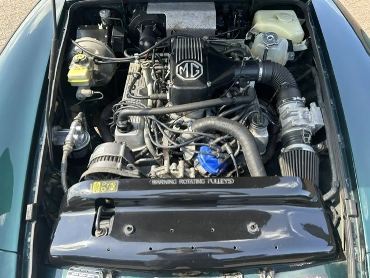 MG RV8 4.0 V8, foto 9