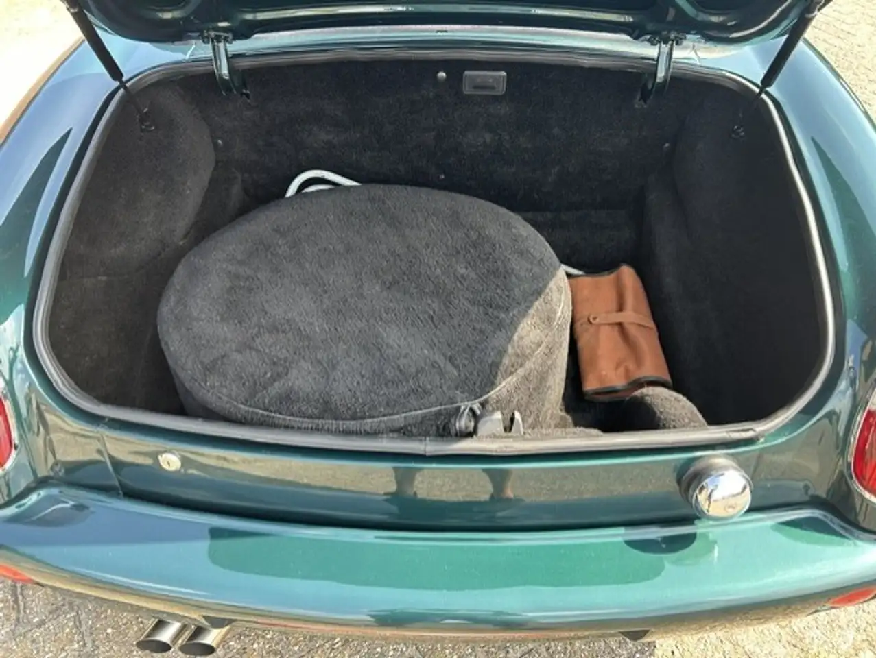 MG RV8 4.0 V8, foto 10