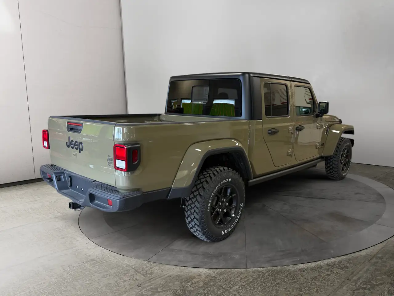 Jeep Gladiator снимка Jeep Gladiator