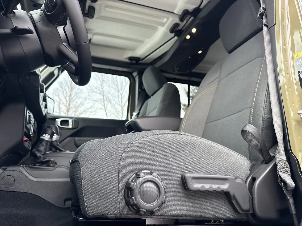 Jeep Gladiator снимка Jeep Gladiator