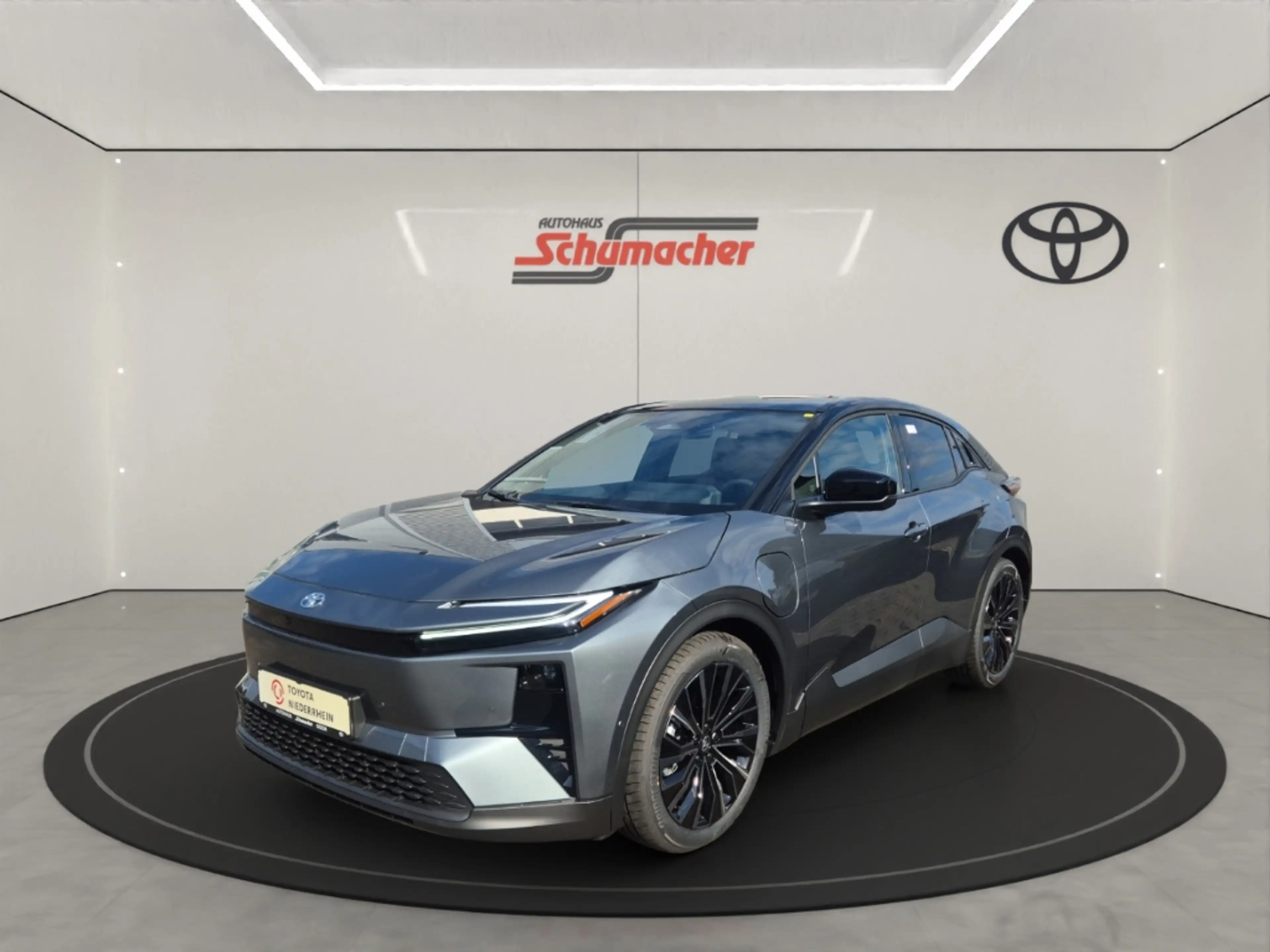 Toyota C-HR+ 4X4+LOUNGE+SKY&SOUND-P+E-PÄRMIE 6000€