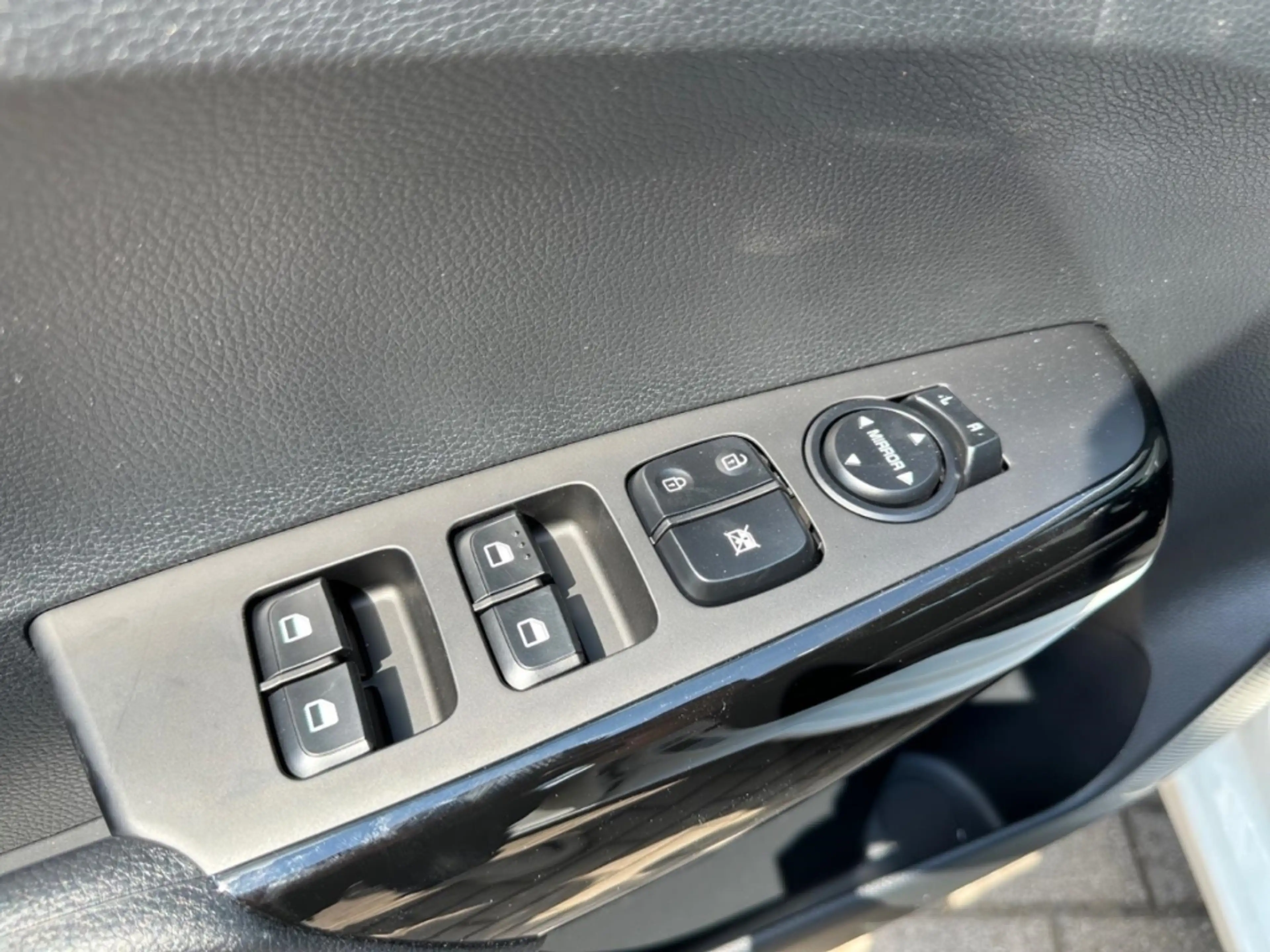 Kia Picanto Vision PE 1.0 GDI Kamera Klima Navi PDC Tempomat — photo 15