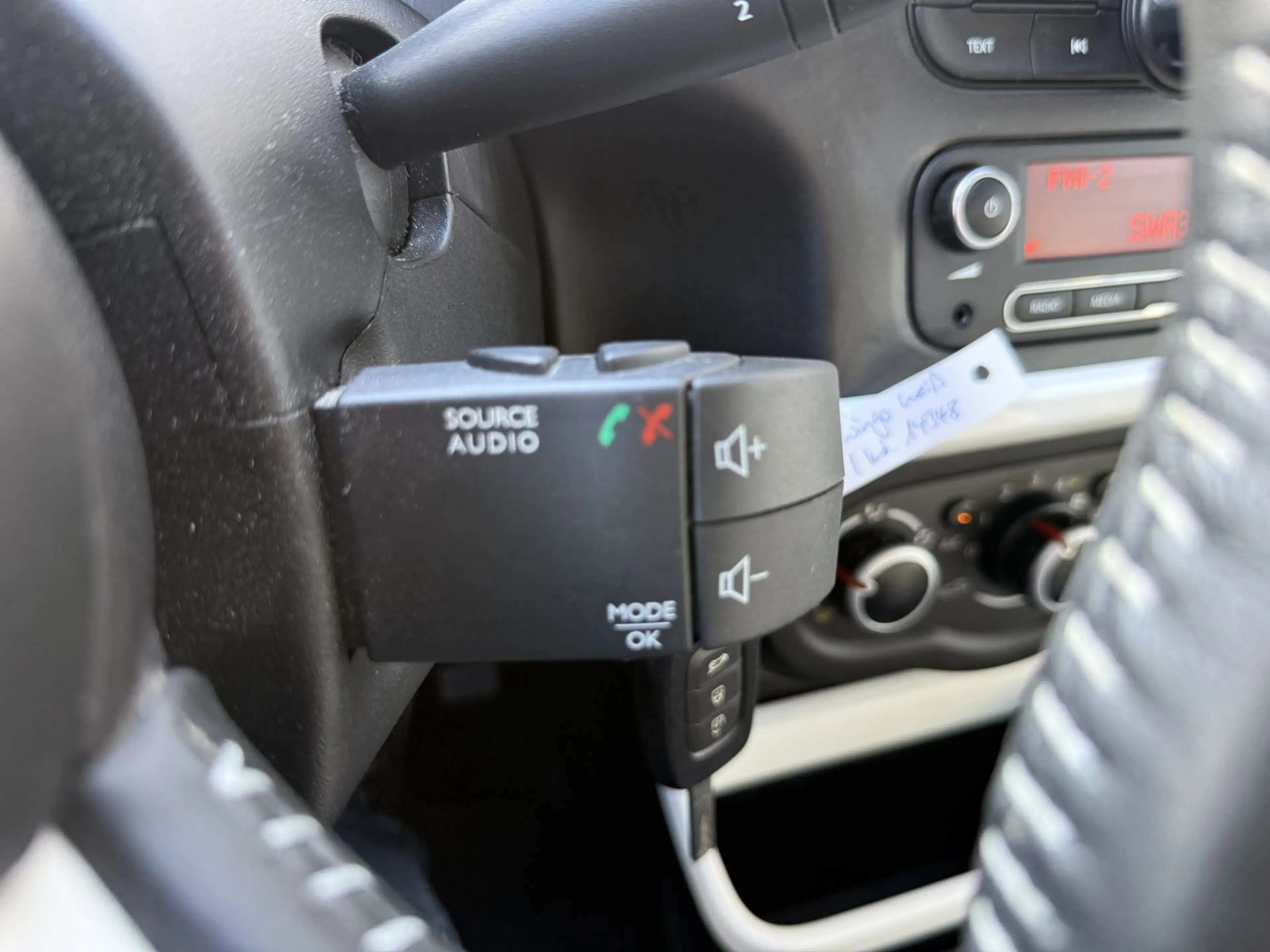 Renault Twingo Limited 1.0 ABS Bluetooth Geschw.begrenze — photo 15