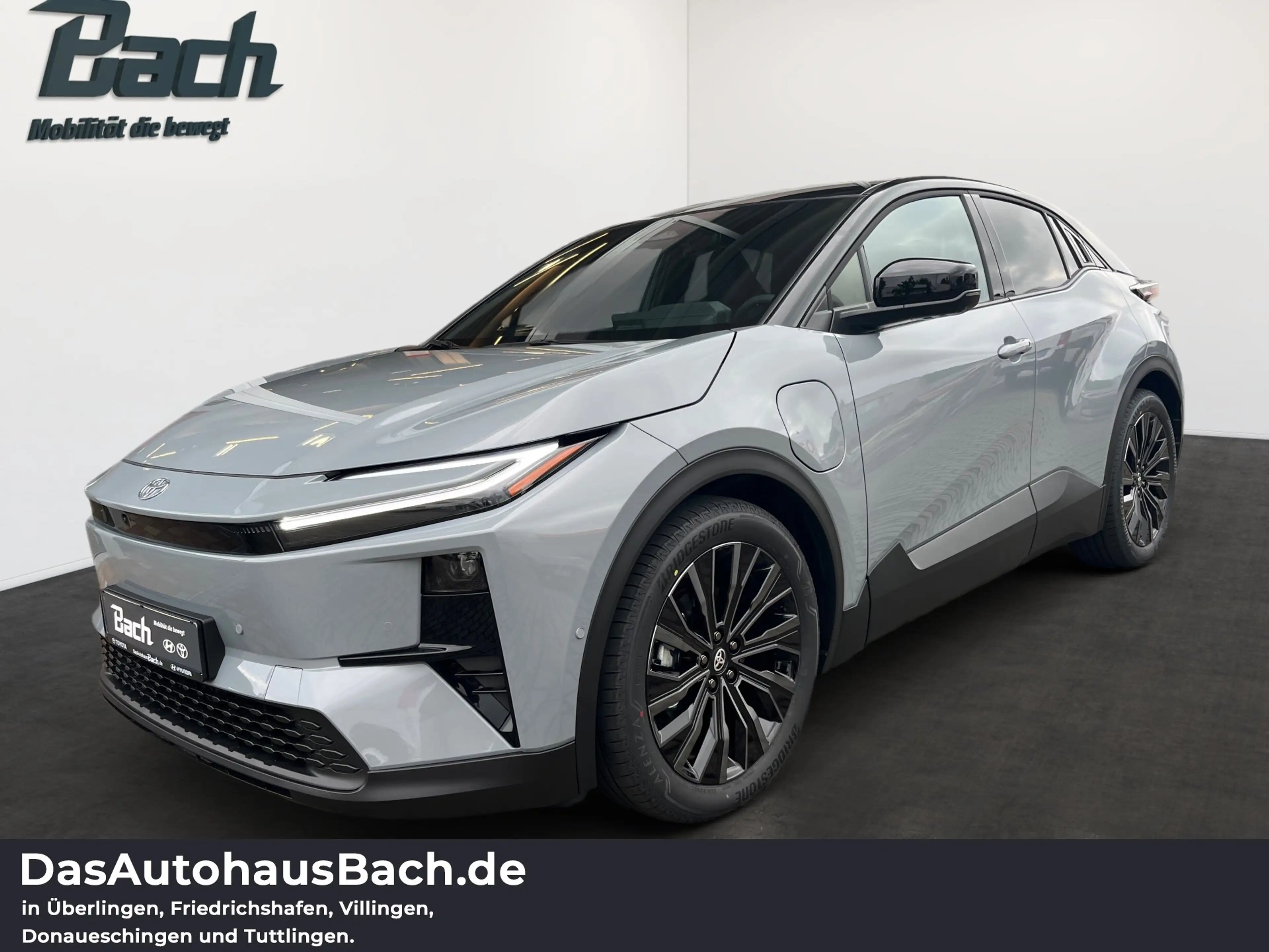 Toyota C-HR + Lounge Elektromotor AWD-i