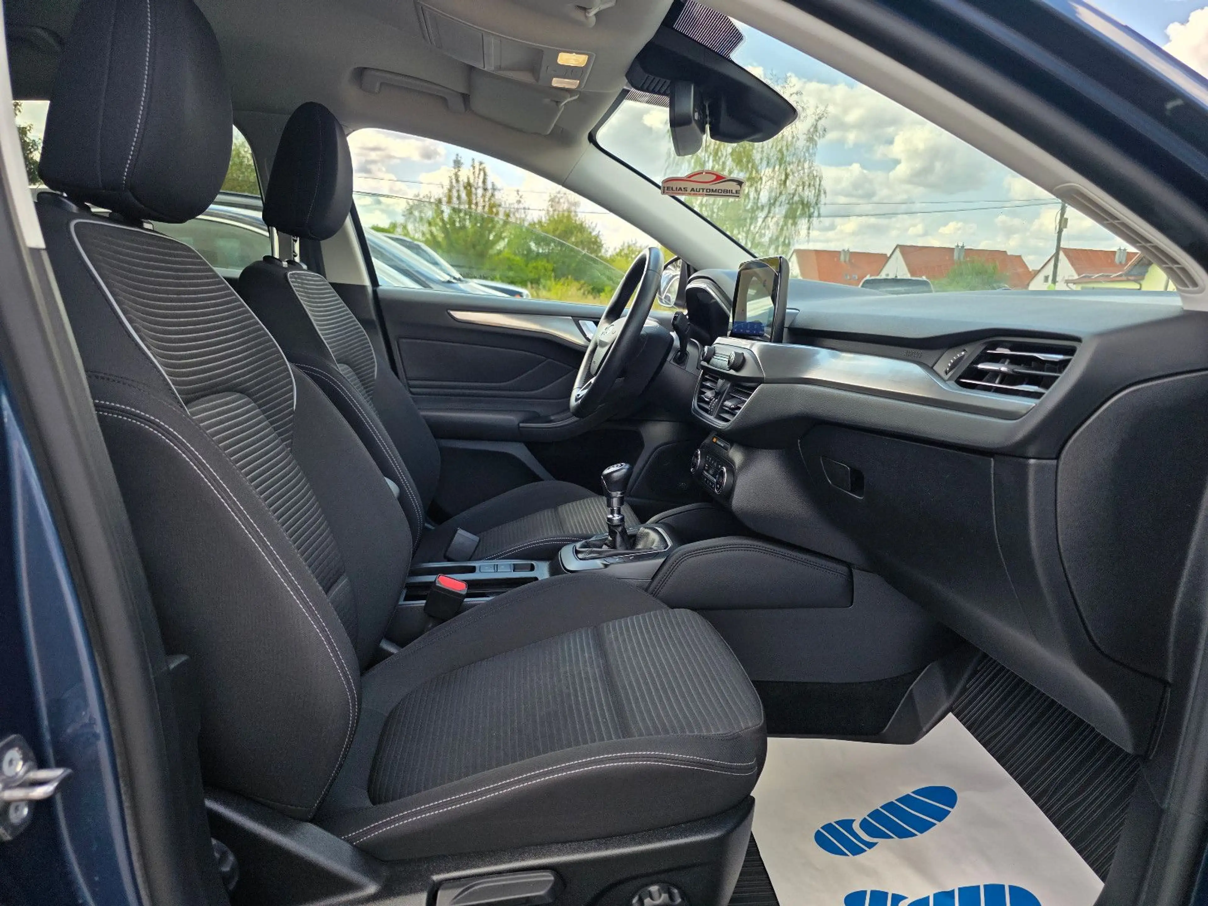 Ford Focus Turnier Titanium — photo 10