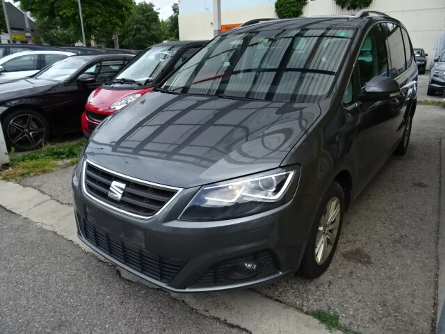 SEAT Alhambra Executive Plus 2,0 TDI CR Braun - 1