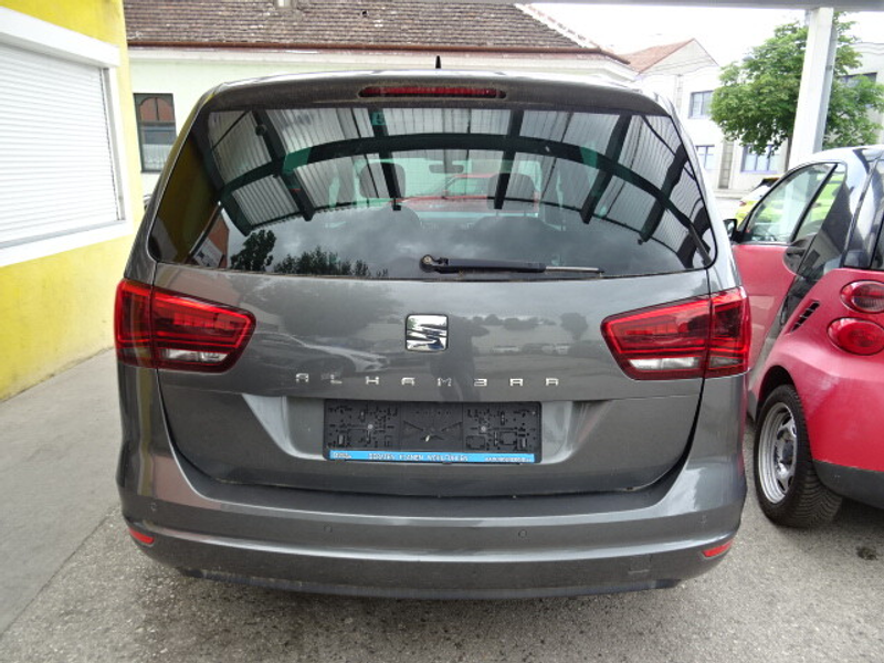 SEAT Alhambra Executive Plus 2,0 TDI CR — photo 5