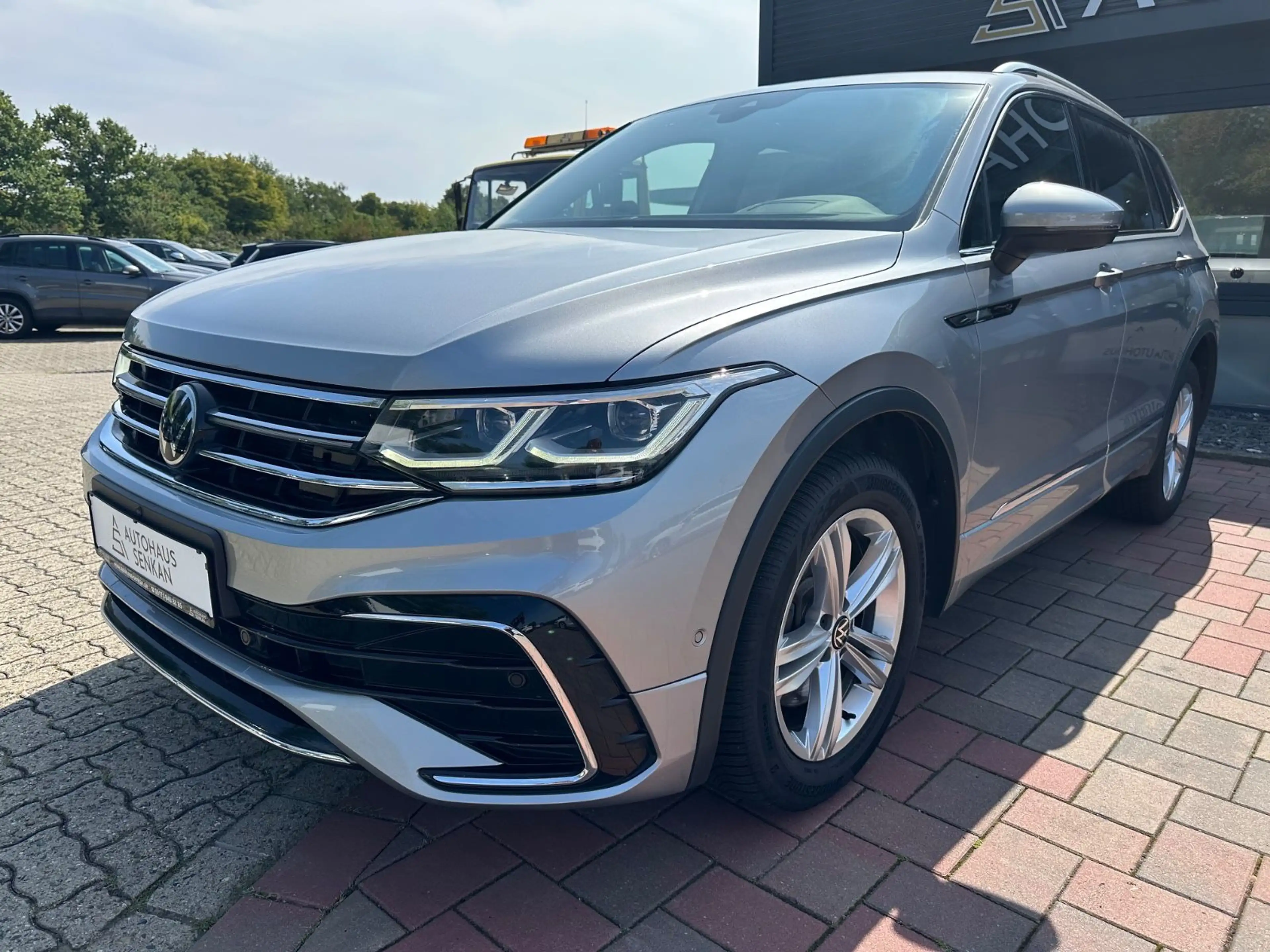 Volkswagen Tiguan Allspace 4M R-LINE*360°*HUD*AHK*DYNAUDIO* — photo 7