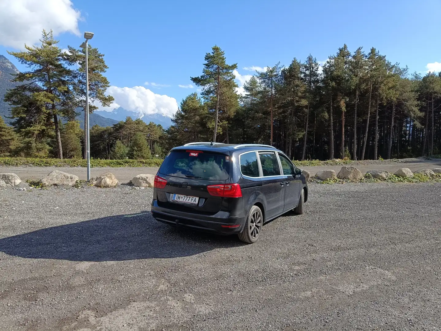SEAT Alhambra Allrad Excutive Schwarz - 2
