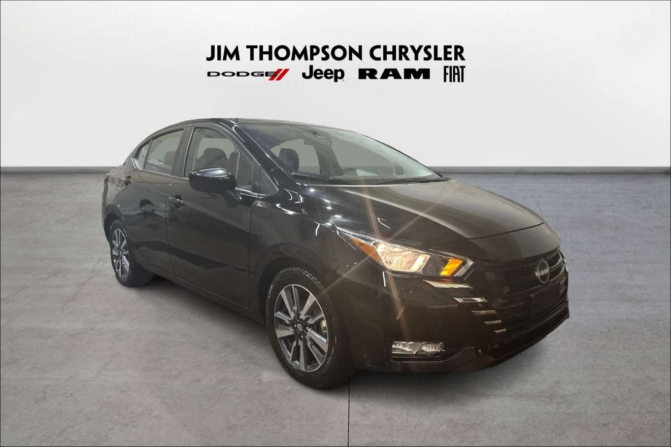 2025 Nissan Versa SV  - Heated Seats -  Apple CarPlay