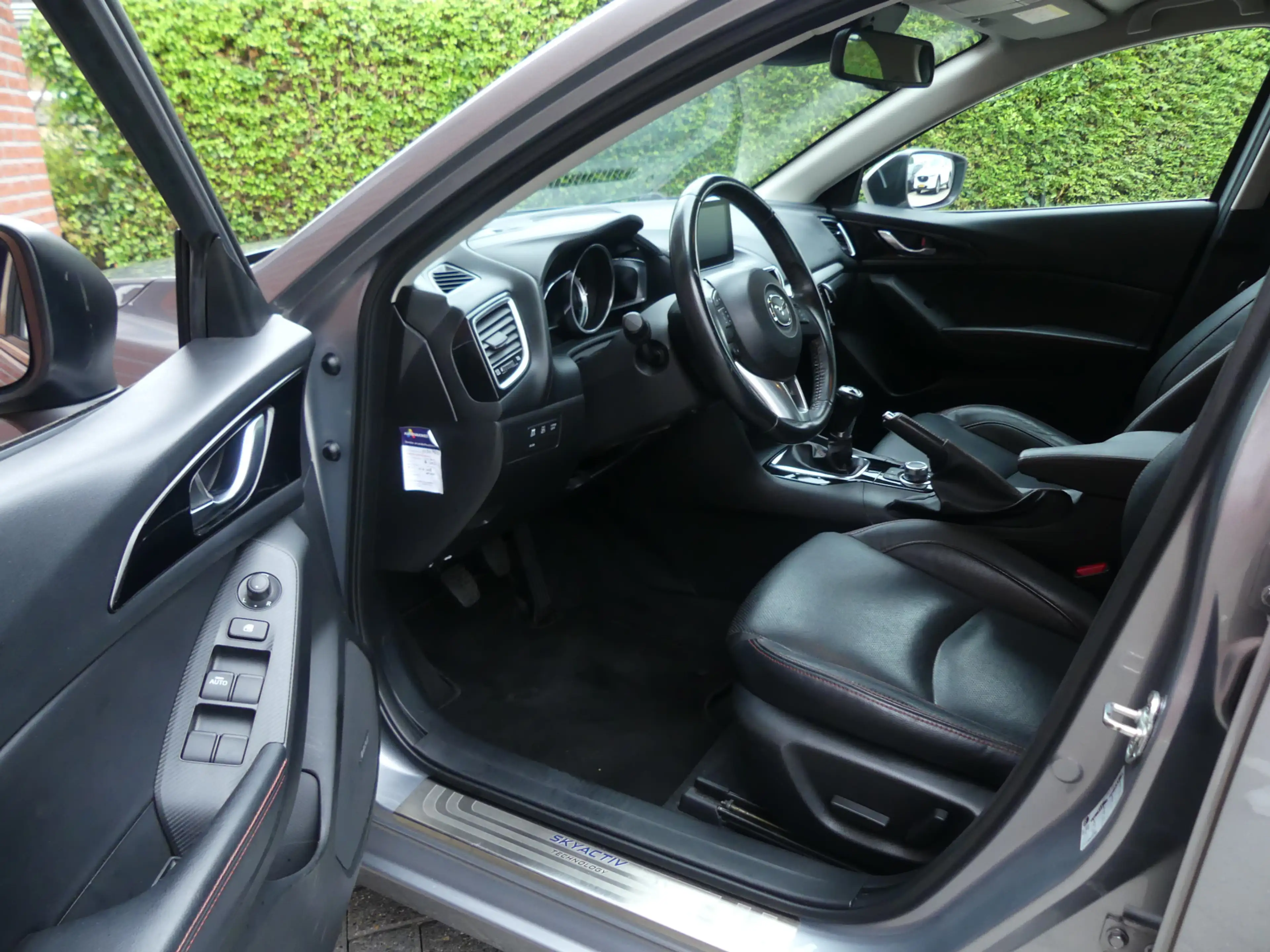 Mazda 3 2.0 GT-M / Trekhaak / Nieuwstaat — photo 5