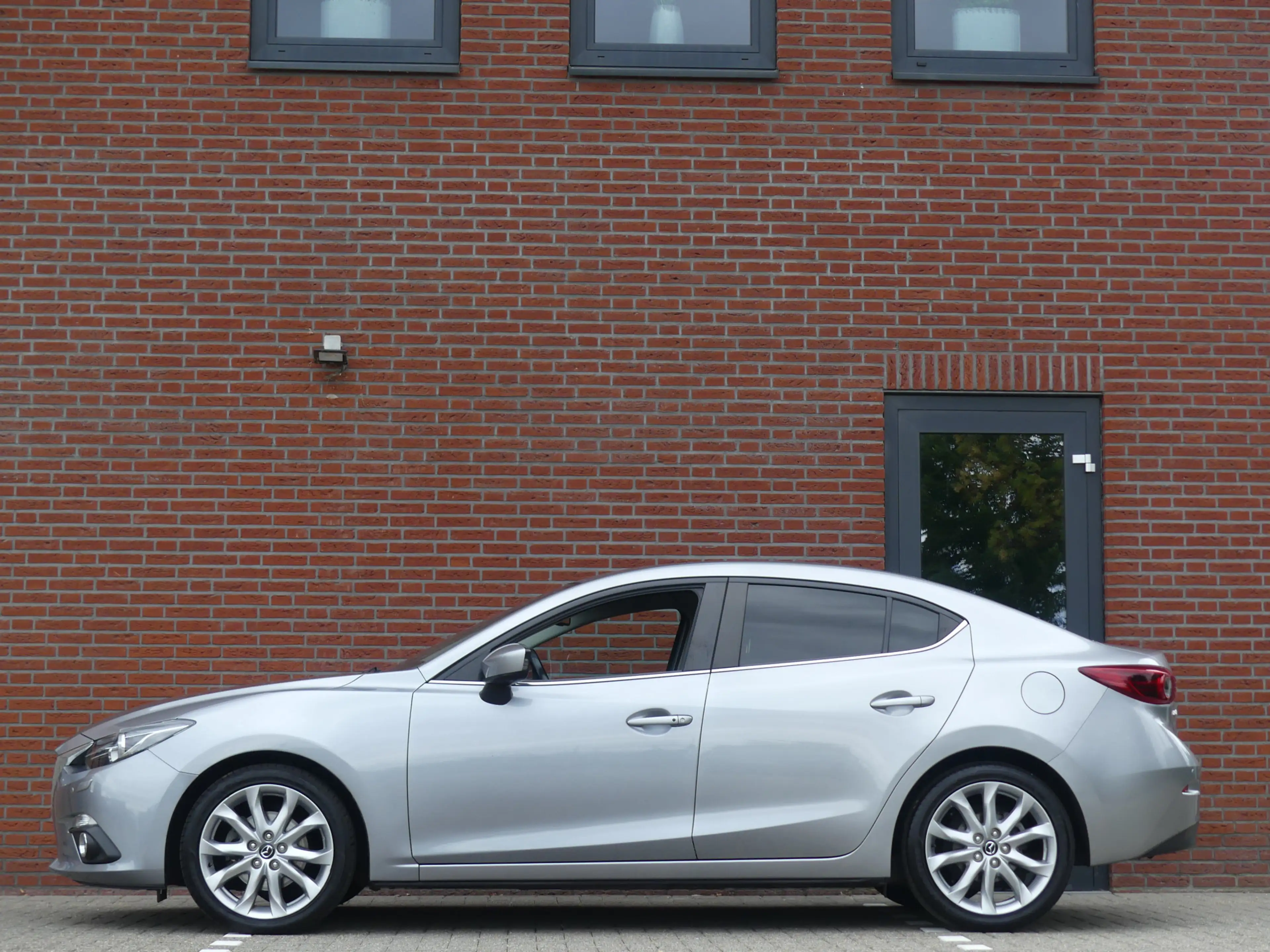 Mazda 3 2.0 GT-M / Trekhaak / Nieuwstaat — photo 3