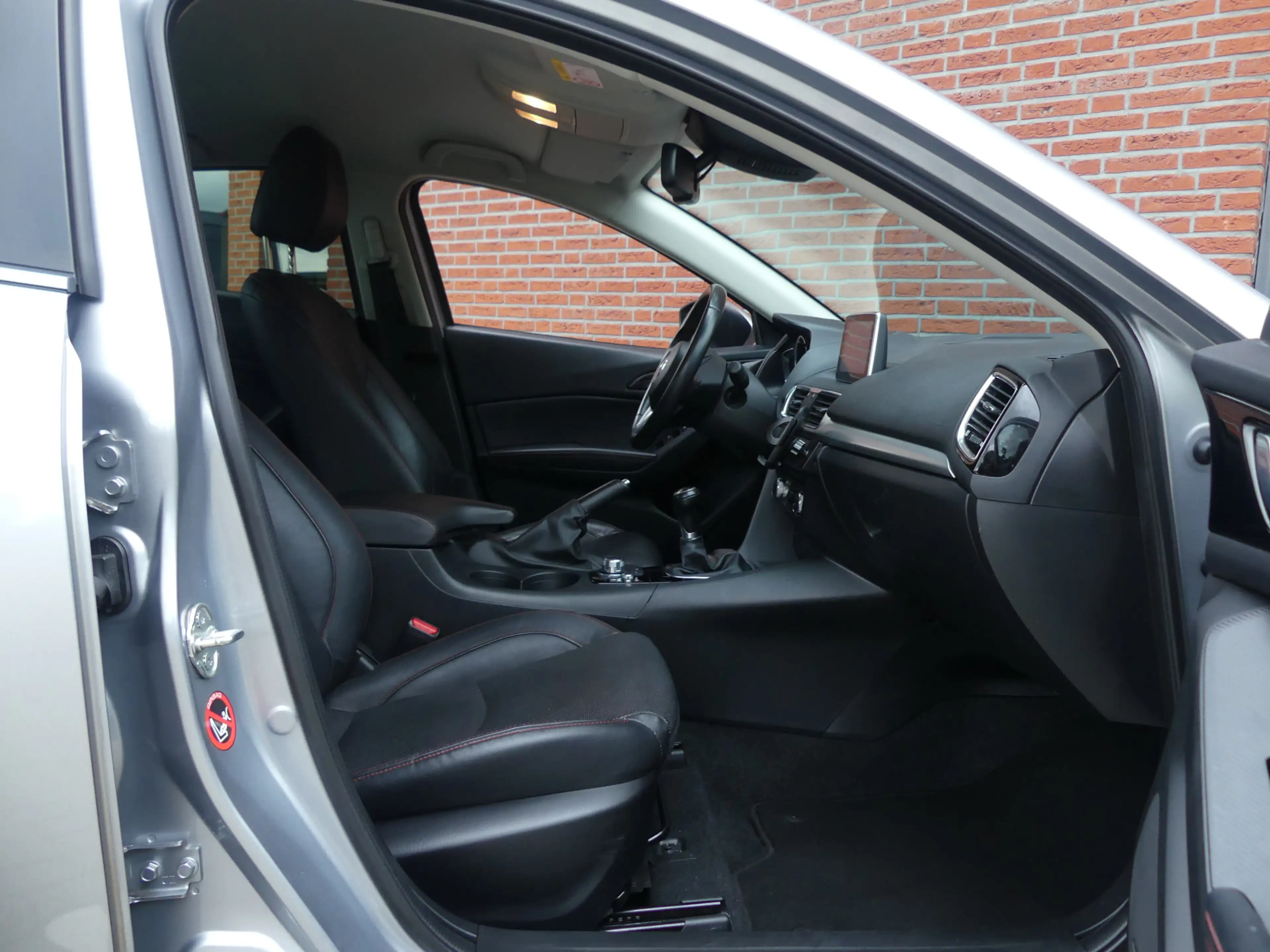 Mazda 3 2.0 GT-M / Trekhaak / Nieuwstaat — photo 6