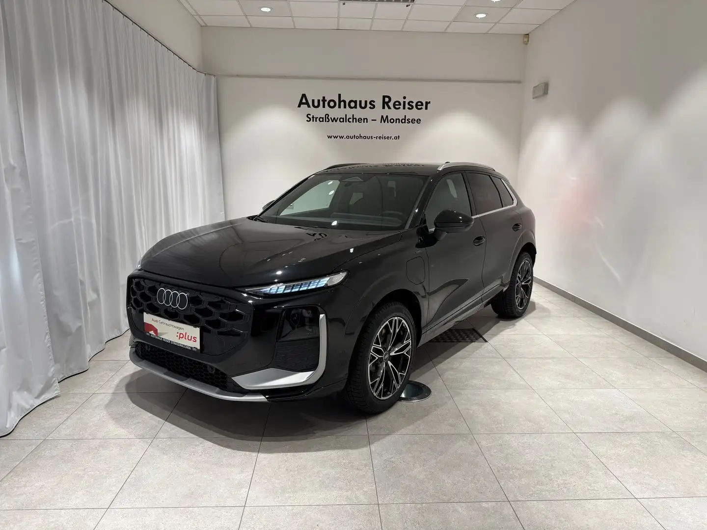 Audi Q3 e-hybrid 200 kW Negro - 2