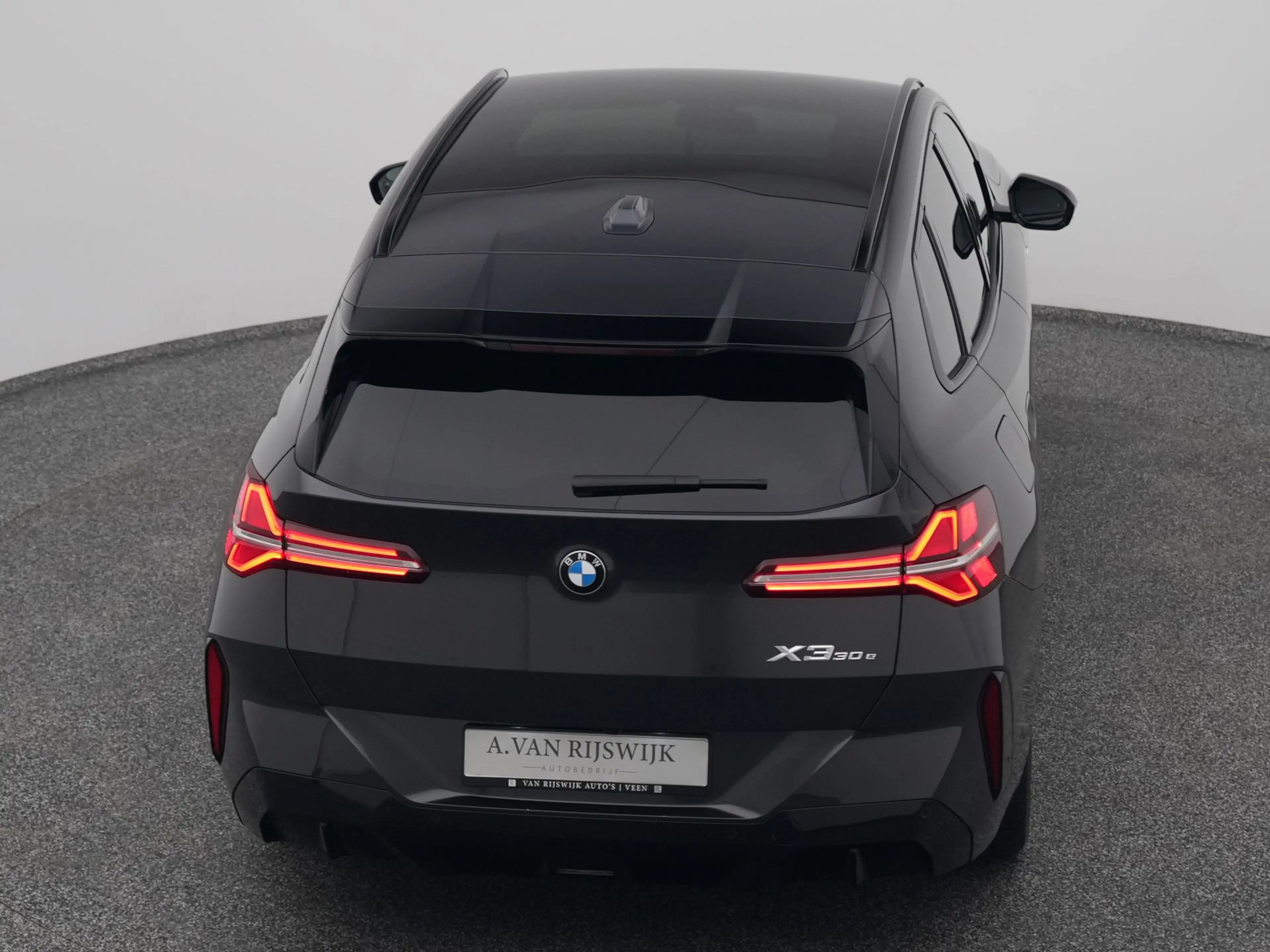 BMW X3 30e xDrive M-Sport | PANO | 360° | H&K | HUD | STO — photo 28