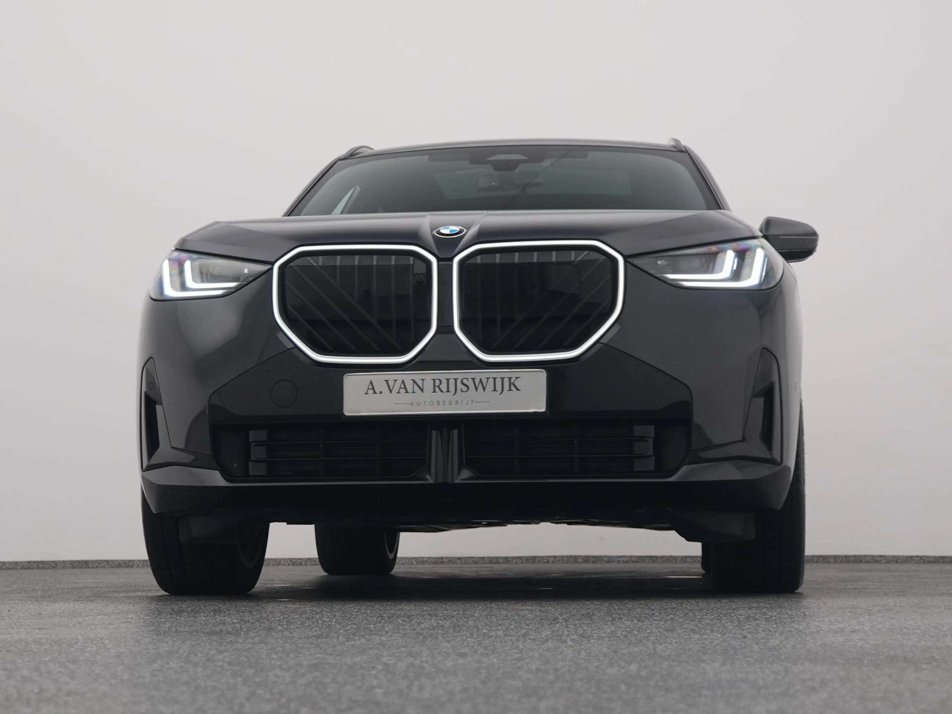 BMW X3 30e xDrive M-Sport | PANO | 360° | H&K | HUD | STO — photo 35