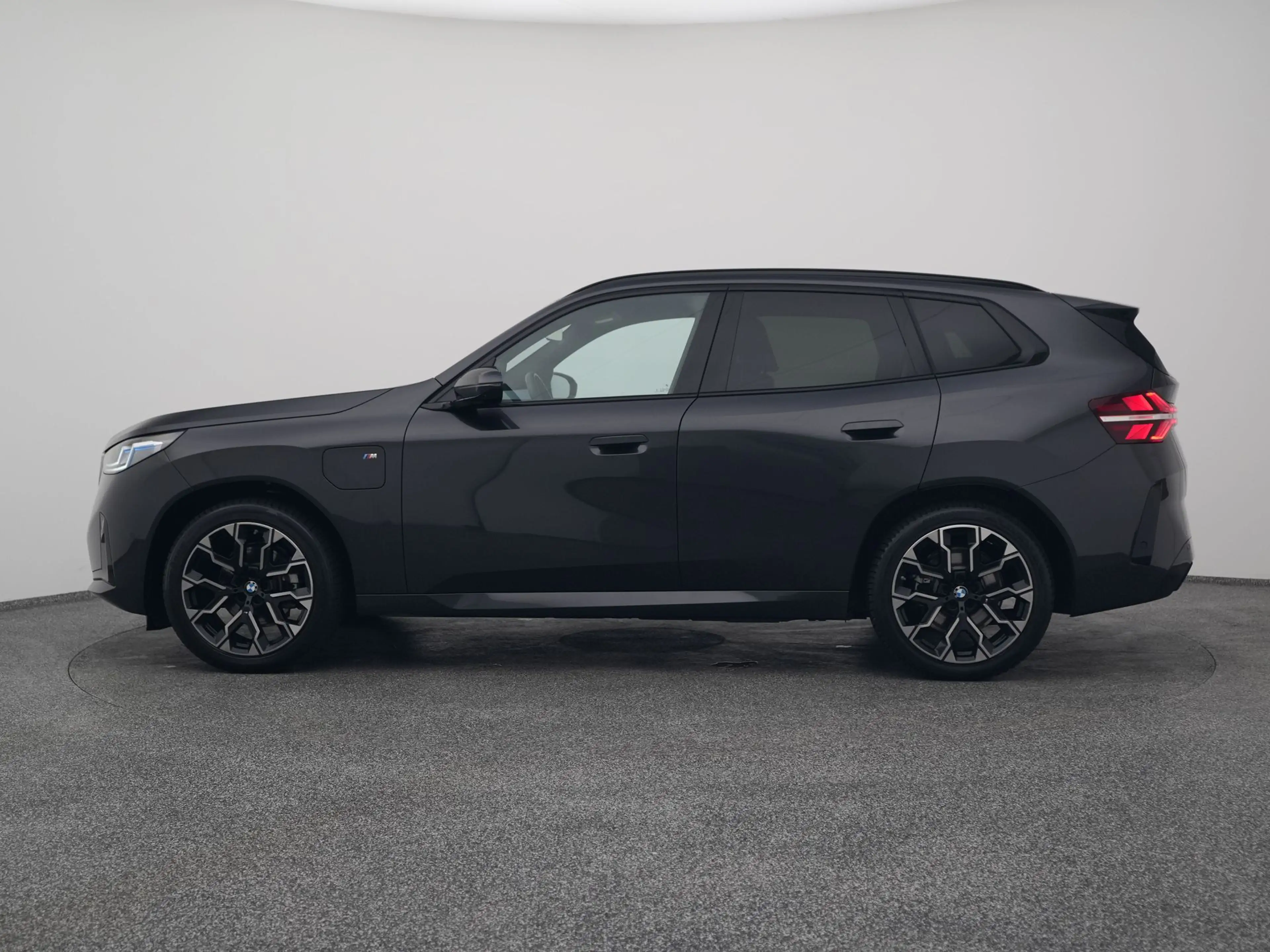 BMW X3 30e xDrive M-Sport | PANO | 360° | H&K | HUD | STO — photo 13