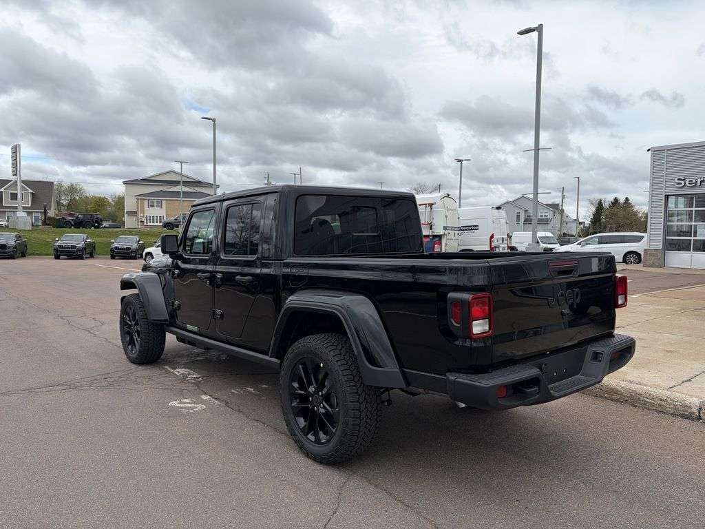 2026 Jeep Gladiator NightHawk! 0% FINANCING! — photo 1
