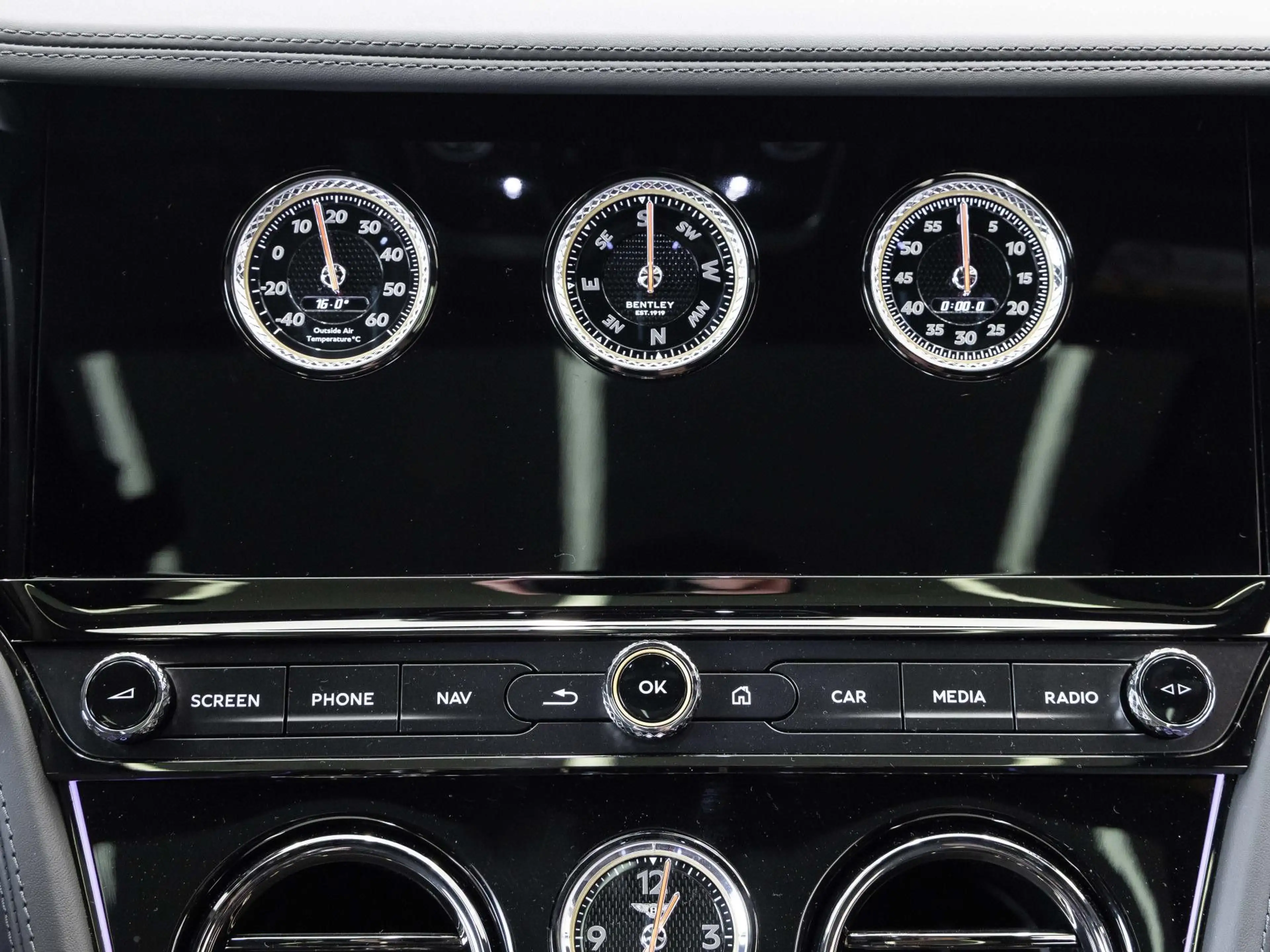Bentley Continental GT S (MY26) Hybrid BENTLEY FRANKFURT — photo 15