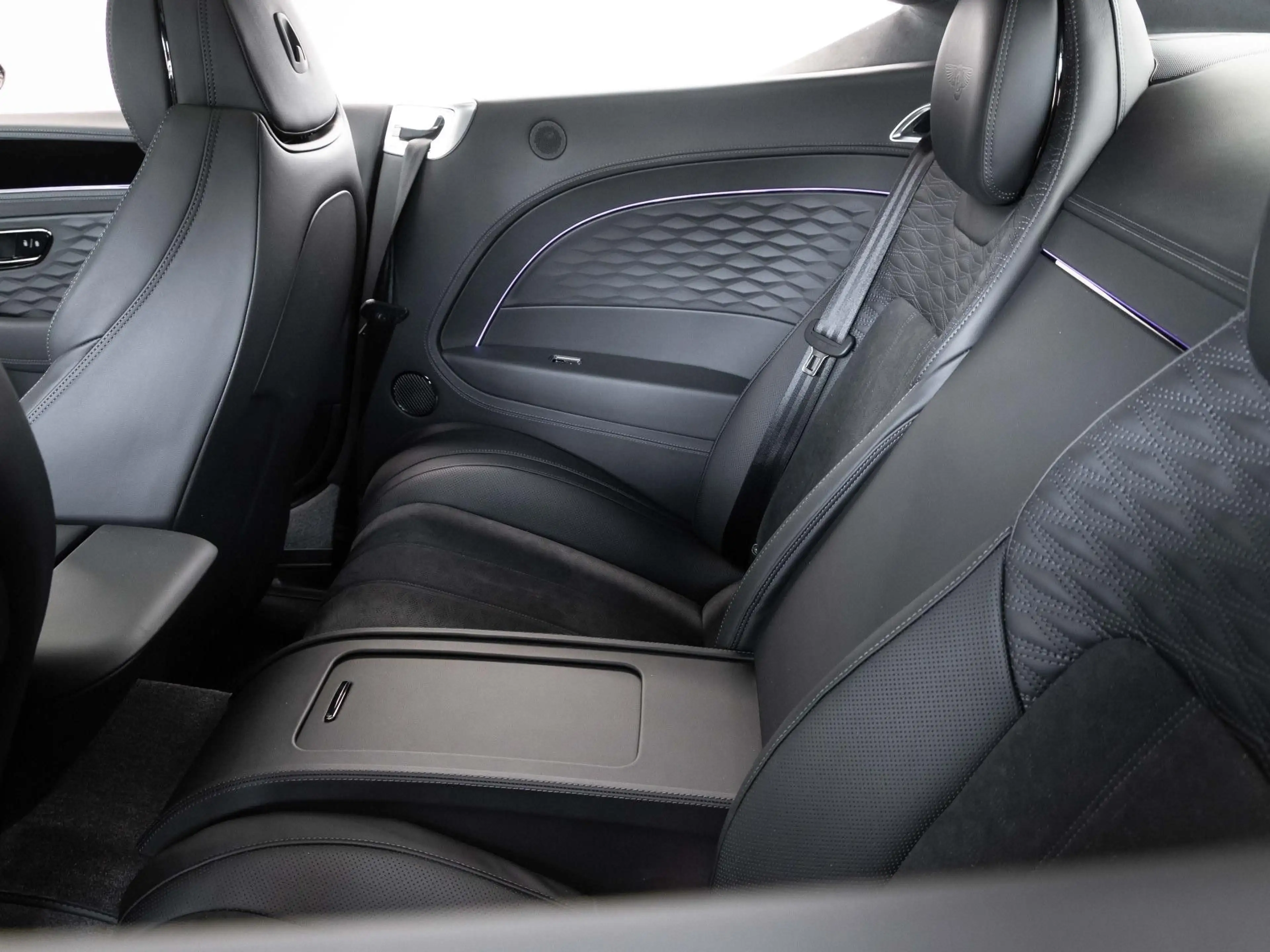 Bentley Continental GT S (MY26) Hybrid BENTLEY FRANKFURT — photo 9