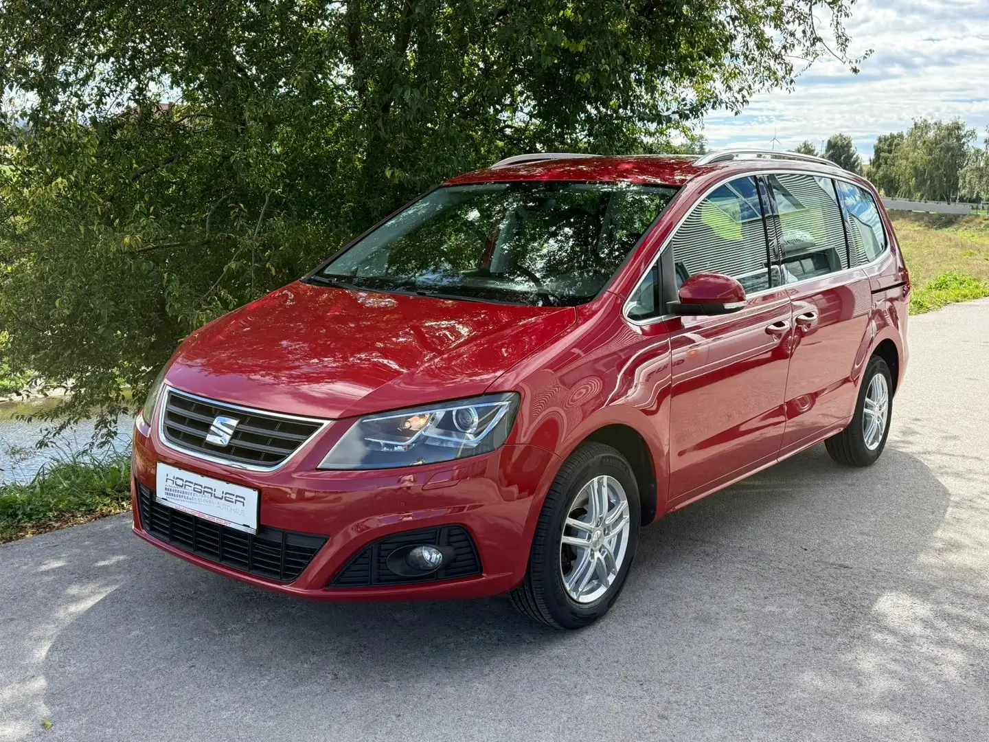 SEAT Alhambra Executive TSI Rot - 1