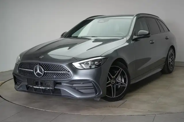 Mercedes-Benz 300 view 3