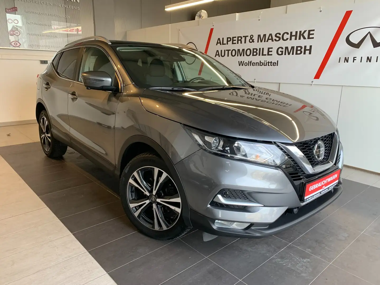 Nissan Qashqai N-Connecta 1,3 Automatik /NAVI/PANO/SHZ/ Grau - 1