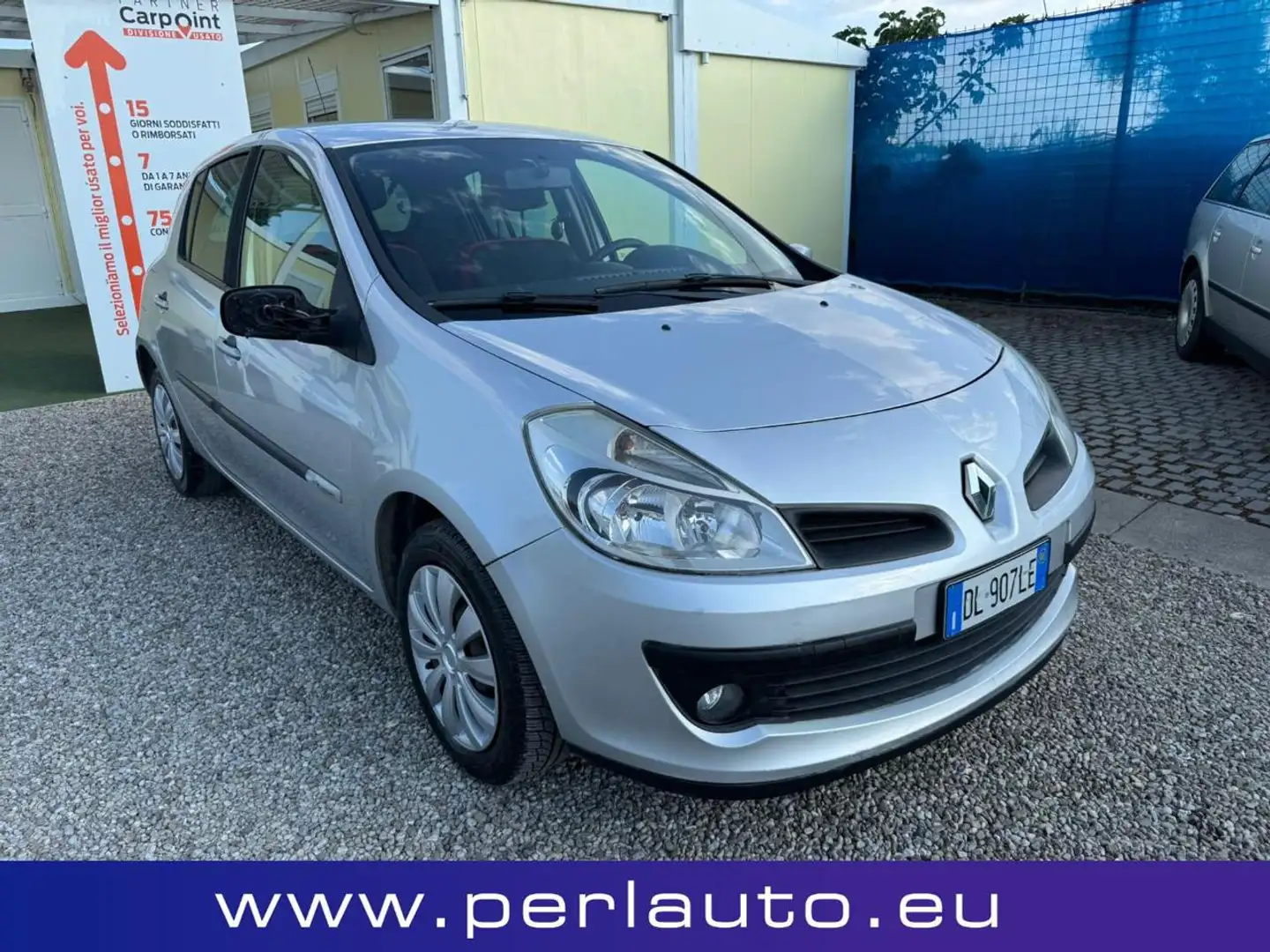 Renault Clio 1.5 dCi 70CV 5 porte Argento - 2