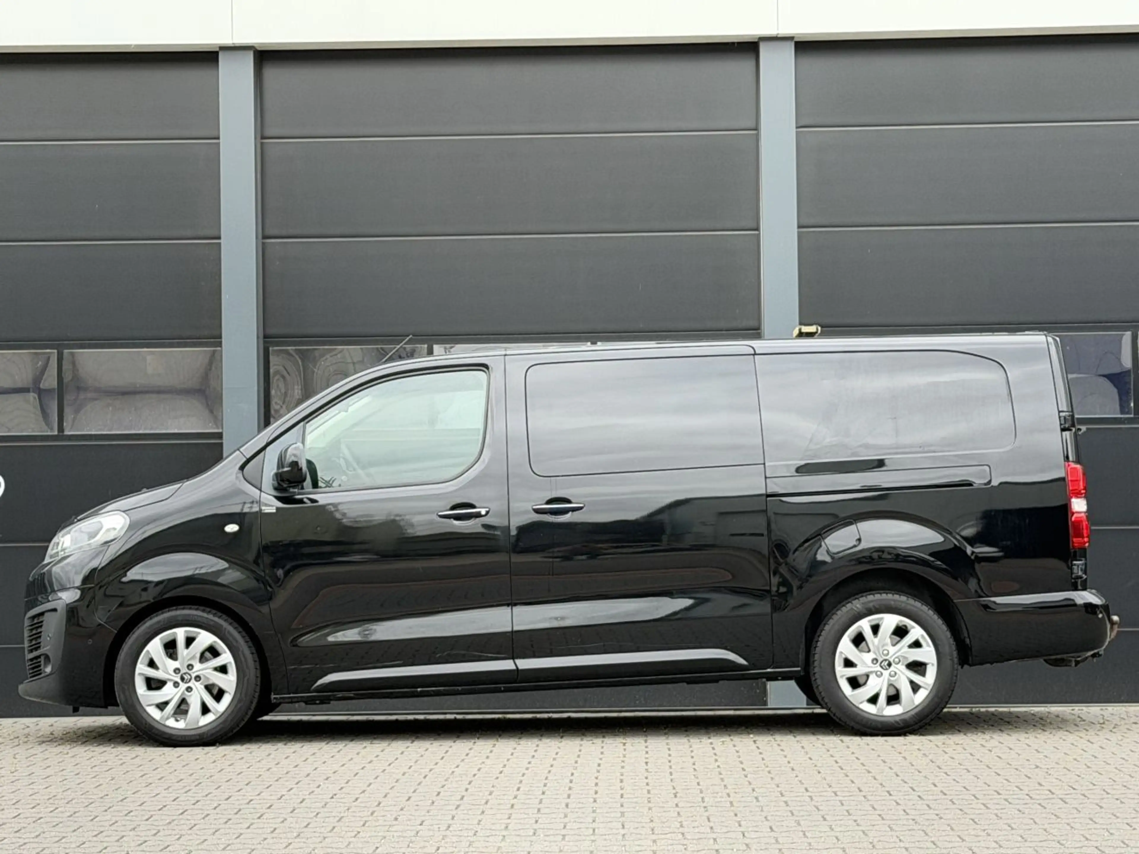 Citroen Jumpy 2.0 BlueHDI Automaat Camera DC 6-PERS — photo 7