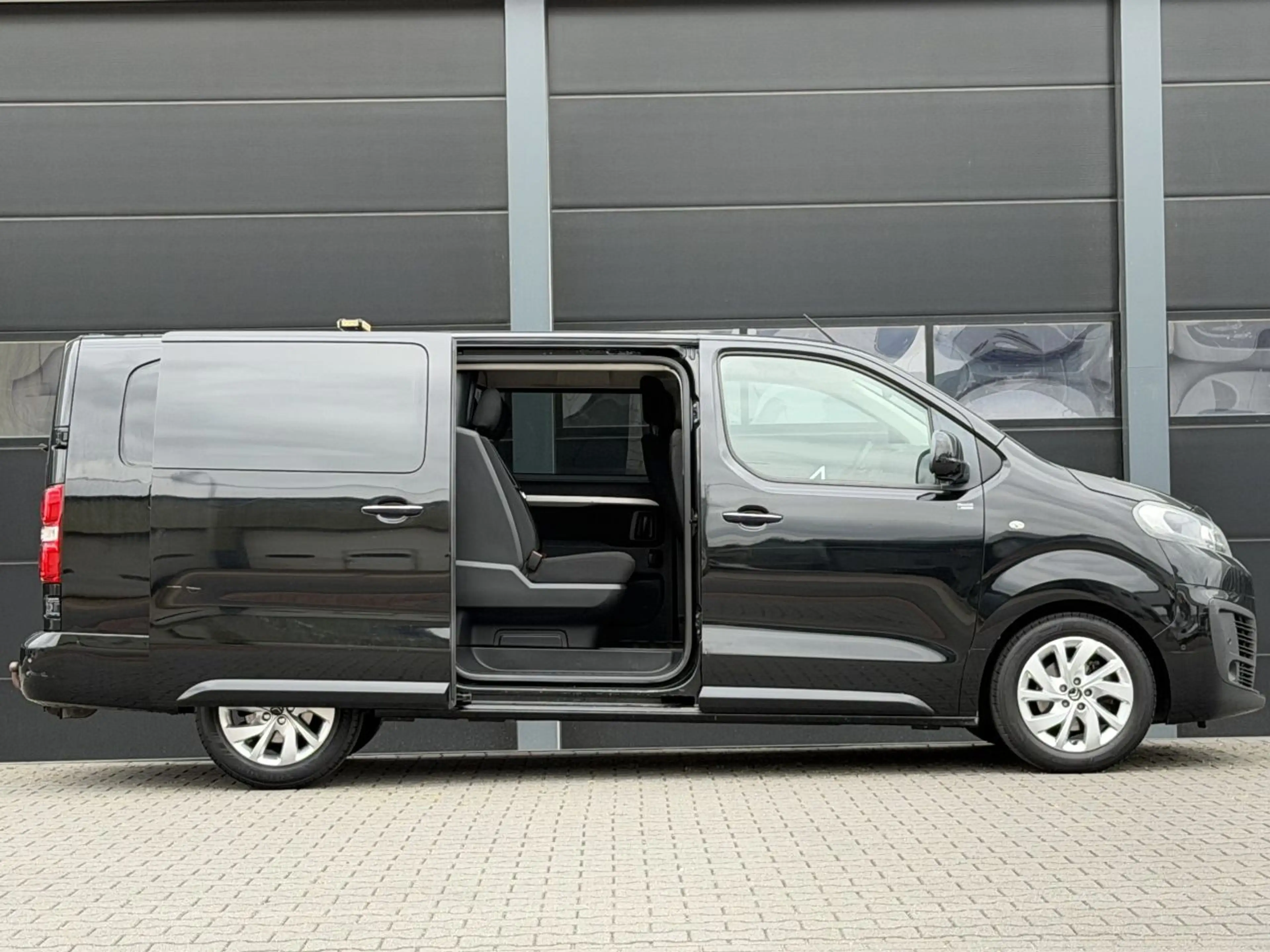 Citroen Jumpy 2.0 BlueHDI Automaat Camera DC 6-PERS — photo 4