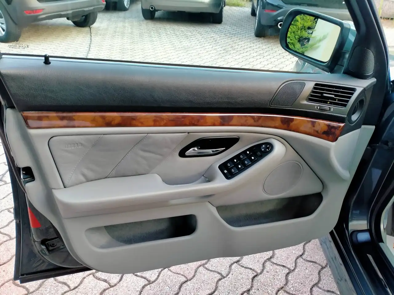 BMW 528 i E39 ATTIVA 193CV TARGA ORIGINALE/PELLE/TETTO/AUT, foto 7