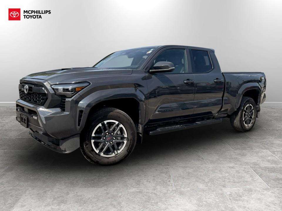 2025 Toyota Tacoma 4X4 | LOCAL TRADE | TONNEAU COVER | SUNROOF