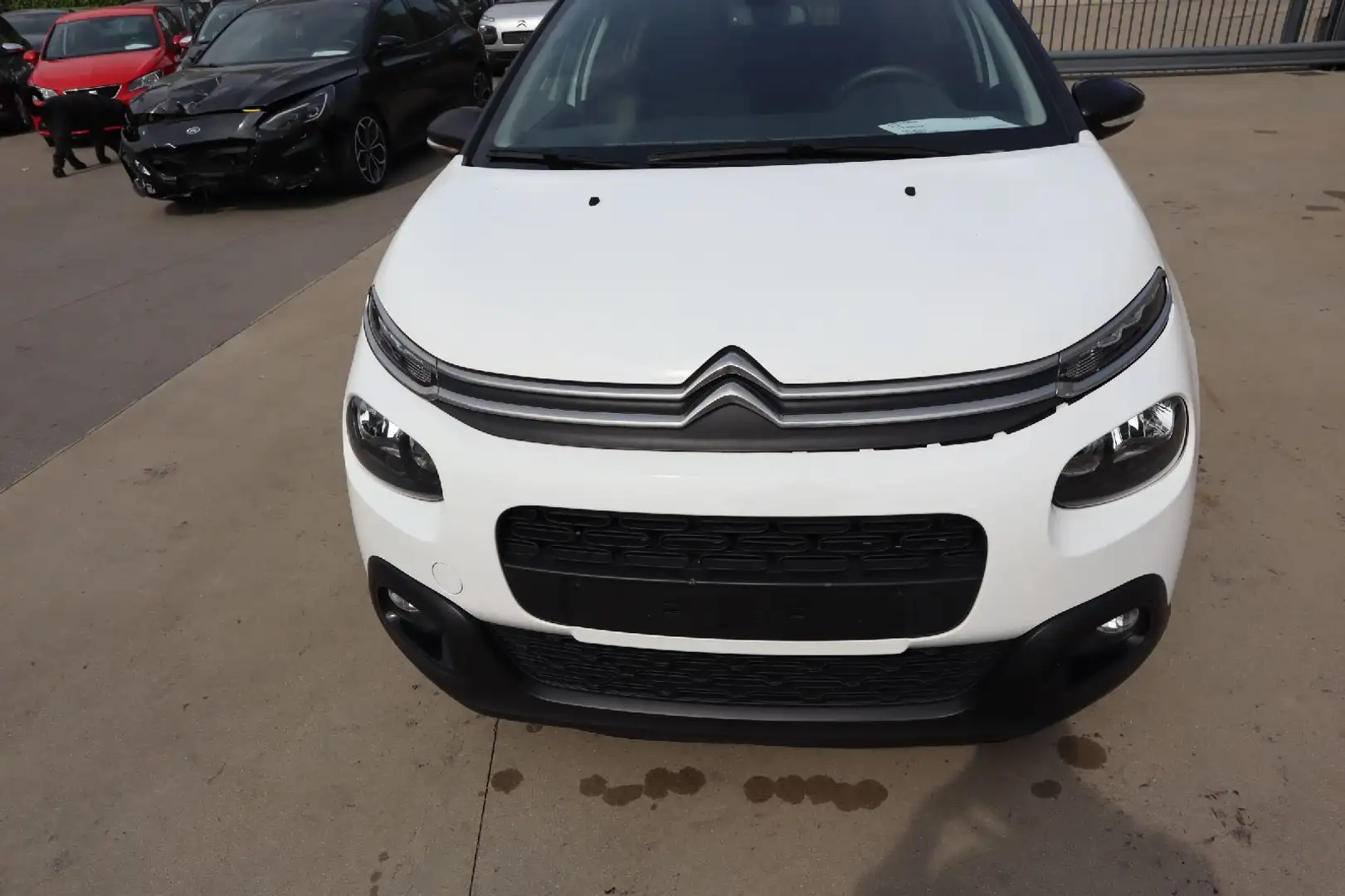 Citroen C3 1.2 Benz Wit - 2