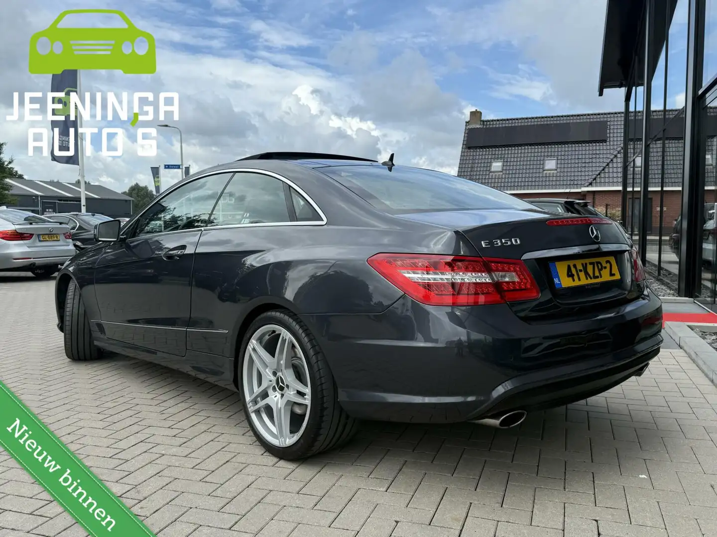 Mercedes-Benz E 350 Coupé AMG Grijs - 2
