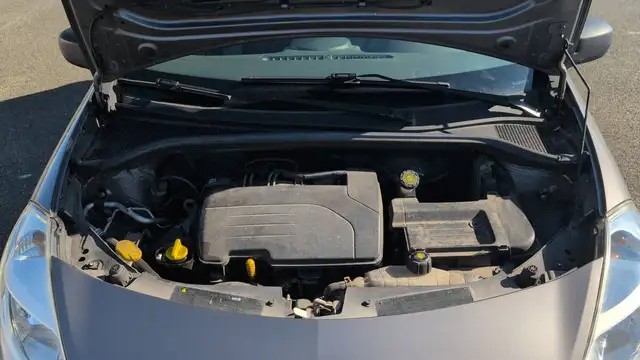 Renault Unknown Model view 15