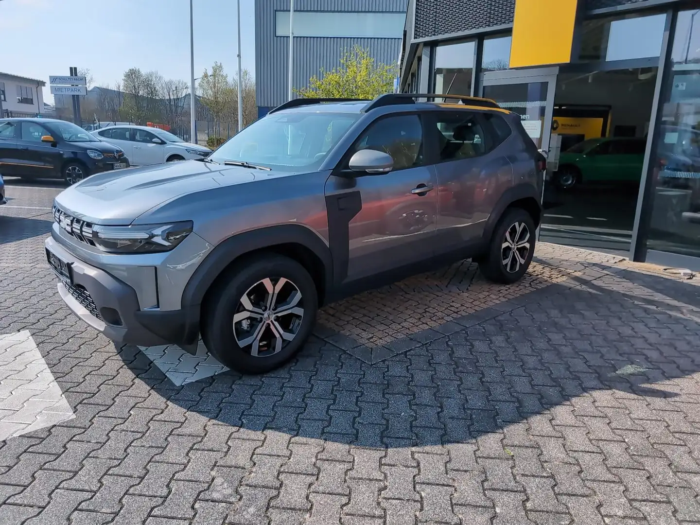 Dacia Duster Expression TCe 130 Winterpaket Navi Ersatzrad Gris - 1