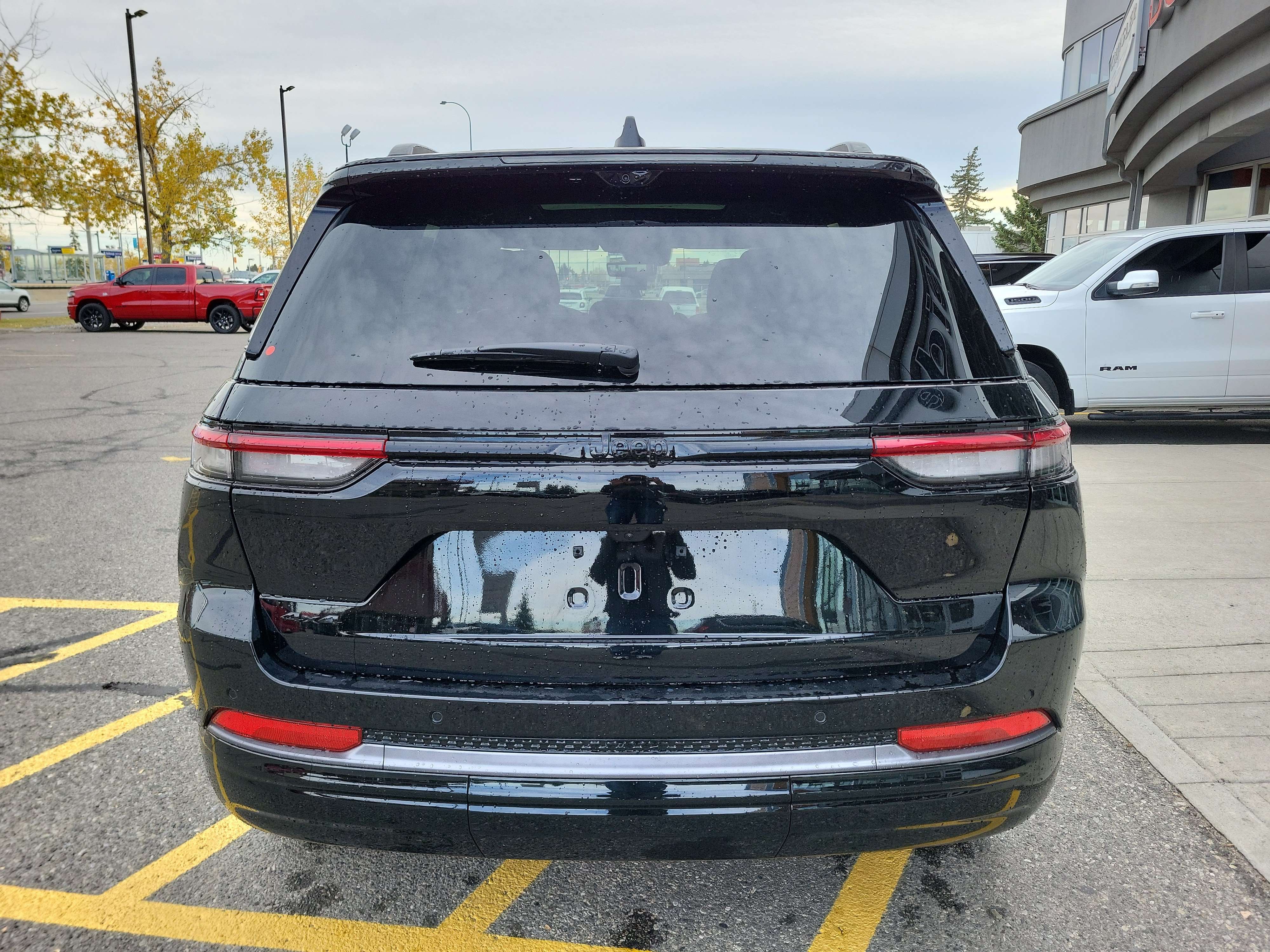 2027 Jeep Grand Cherokee