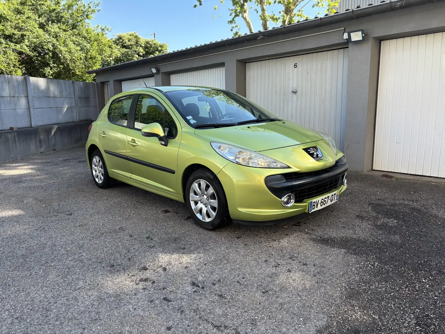 Peugeot 207 75 Filou - 1