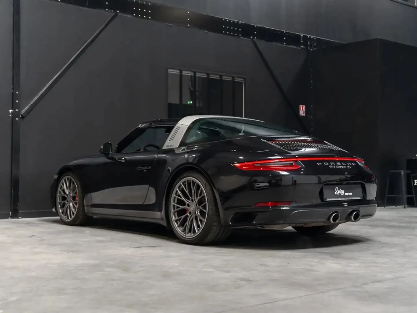 Porsche 991 Targa 4S (991.2) - Spicy Motor Schwarz - 2