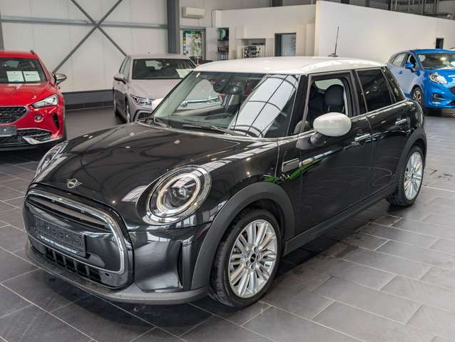 Imagine MINI Cooper Aut. Classic Trim Kamera Navi