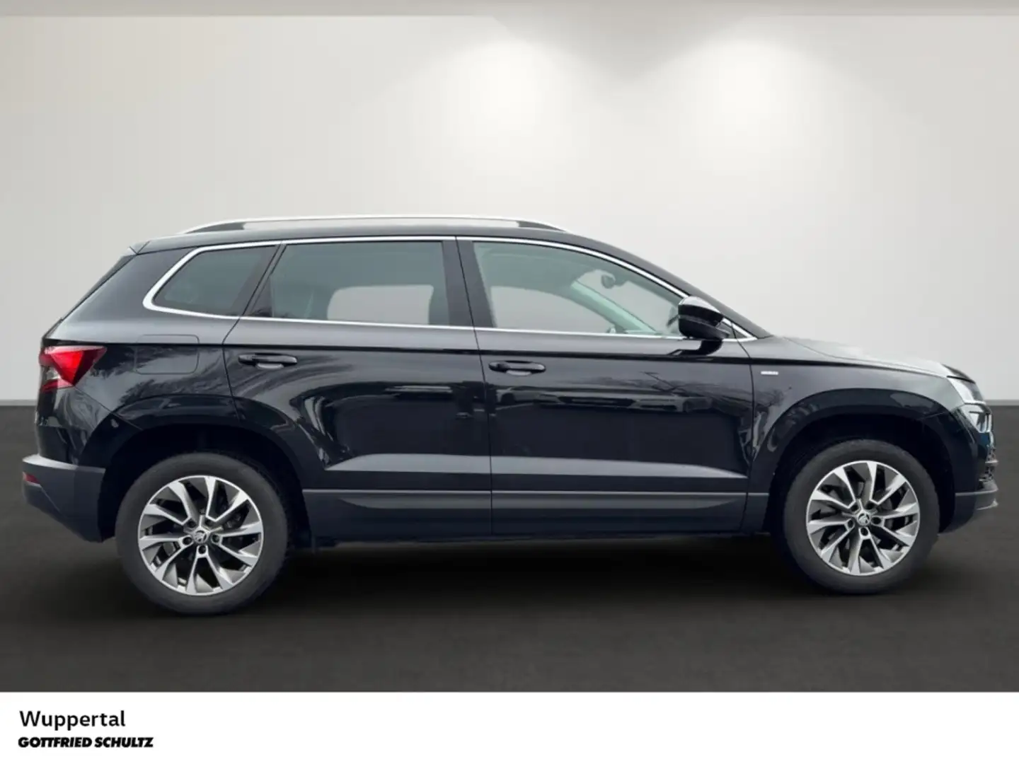 Skoda Karoq 1.0 TSI Clever LED NAVI KAM SHZ PDC LM ZV Schwarz - 2