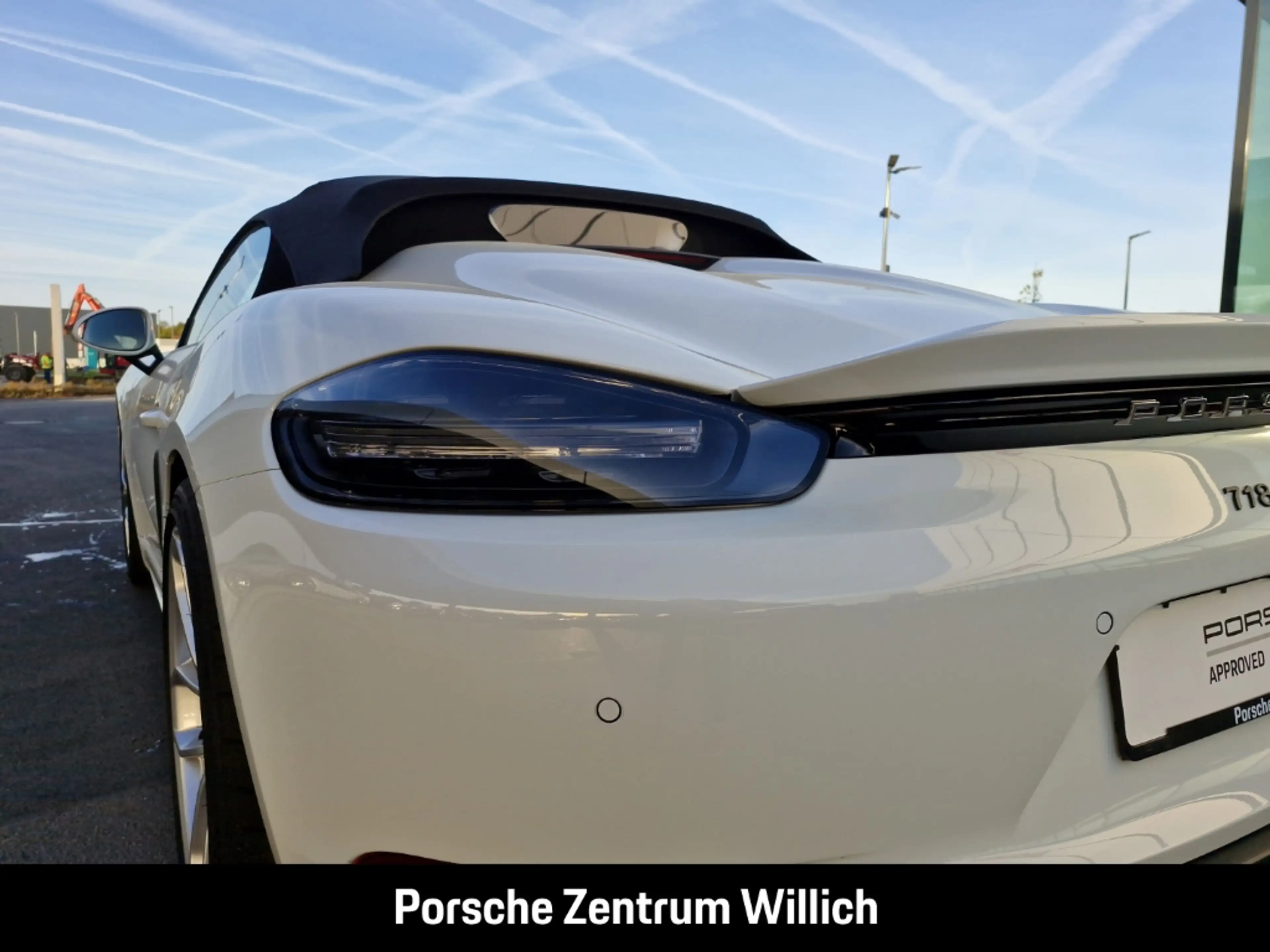 Porsche 718 Spyder — photo 10