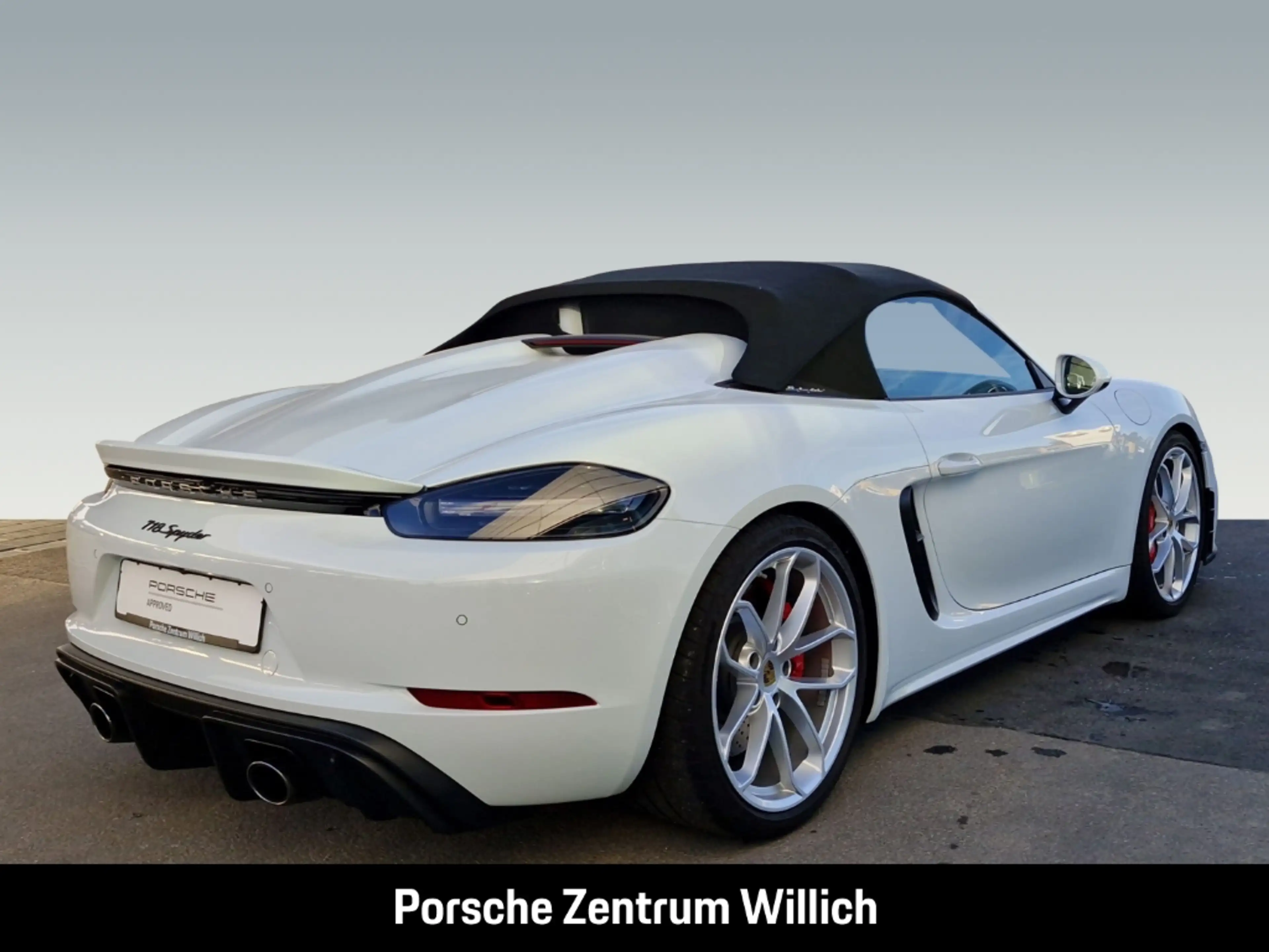 Porsche 718 Spyder — photo 5