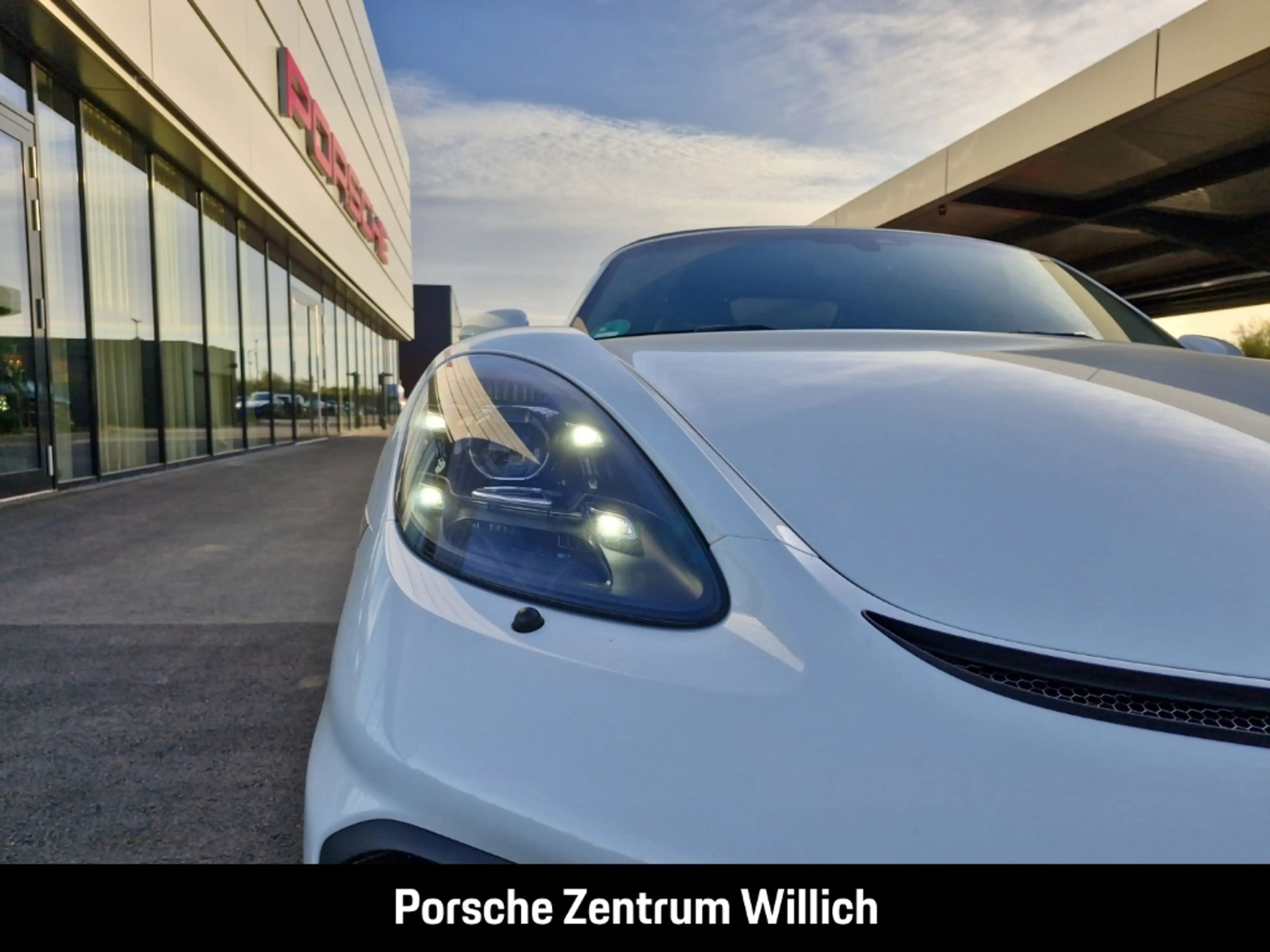 Porsche 718 Spyder — photo 9
