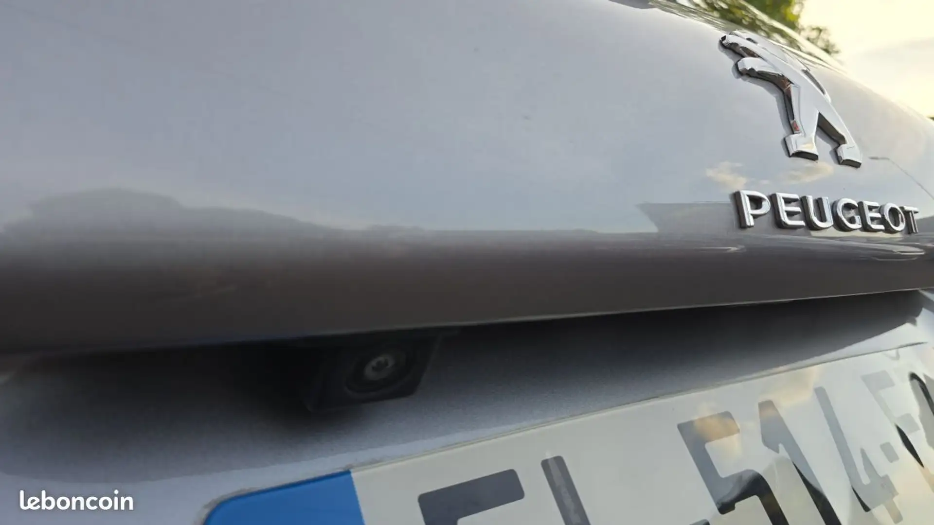 Peugeot 2008 110ch SetS BVM6 Allure Gris - 2