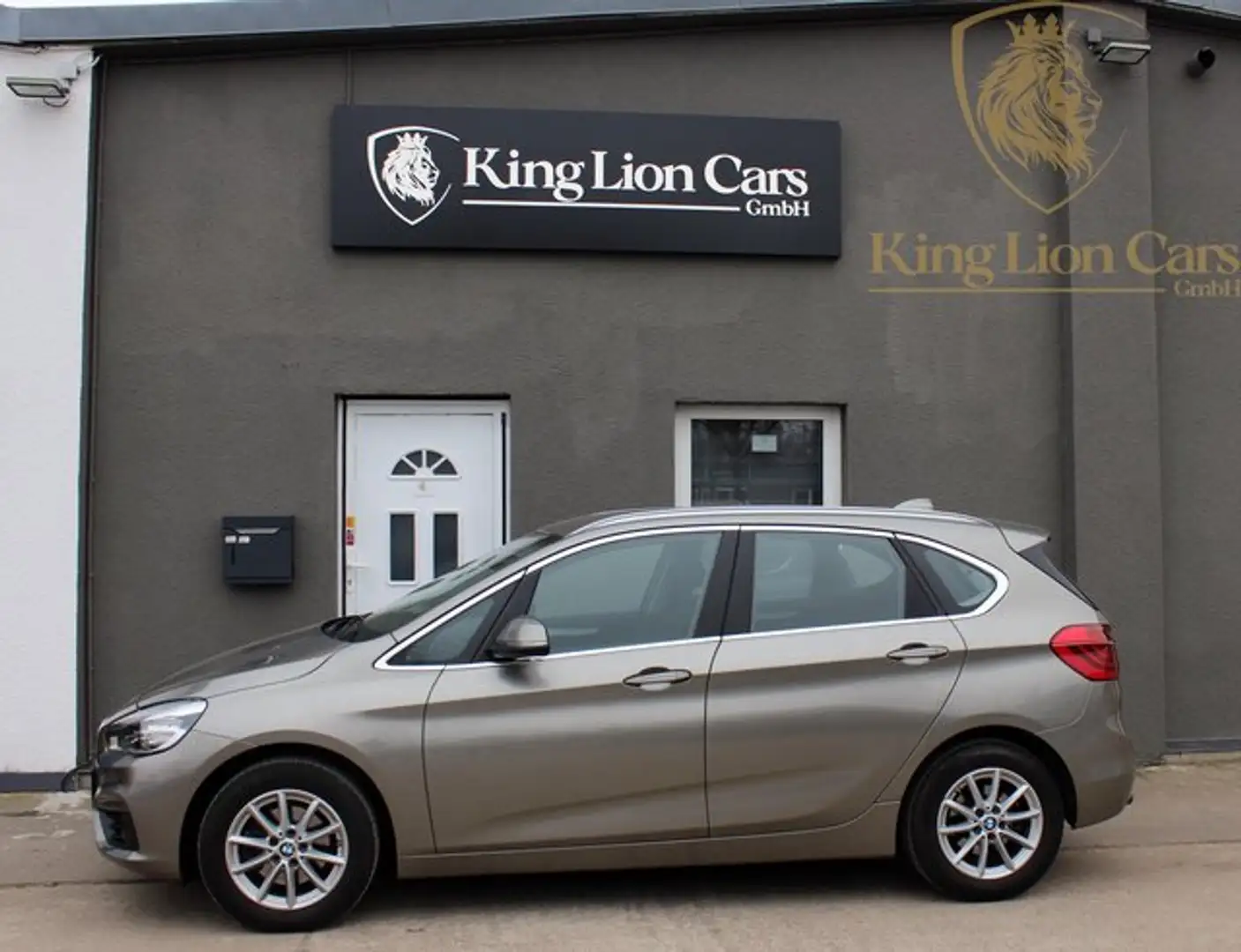 BMW 218 i ACTIVE TOURER +AUTOMATIK+BUSINESS+NAVI+PDC Silber - 2