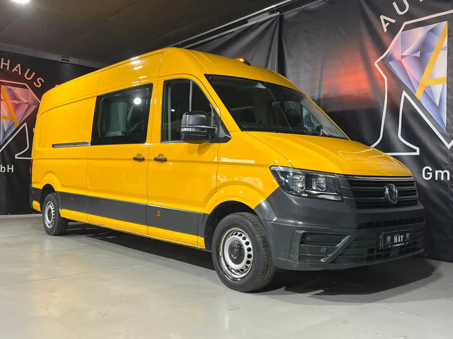 Volkswagen Crafter CRAFTER MIXTO PLUS KLIMA MASSAGE NAVI MASSAGE Orange - 1